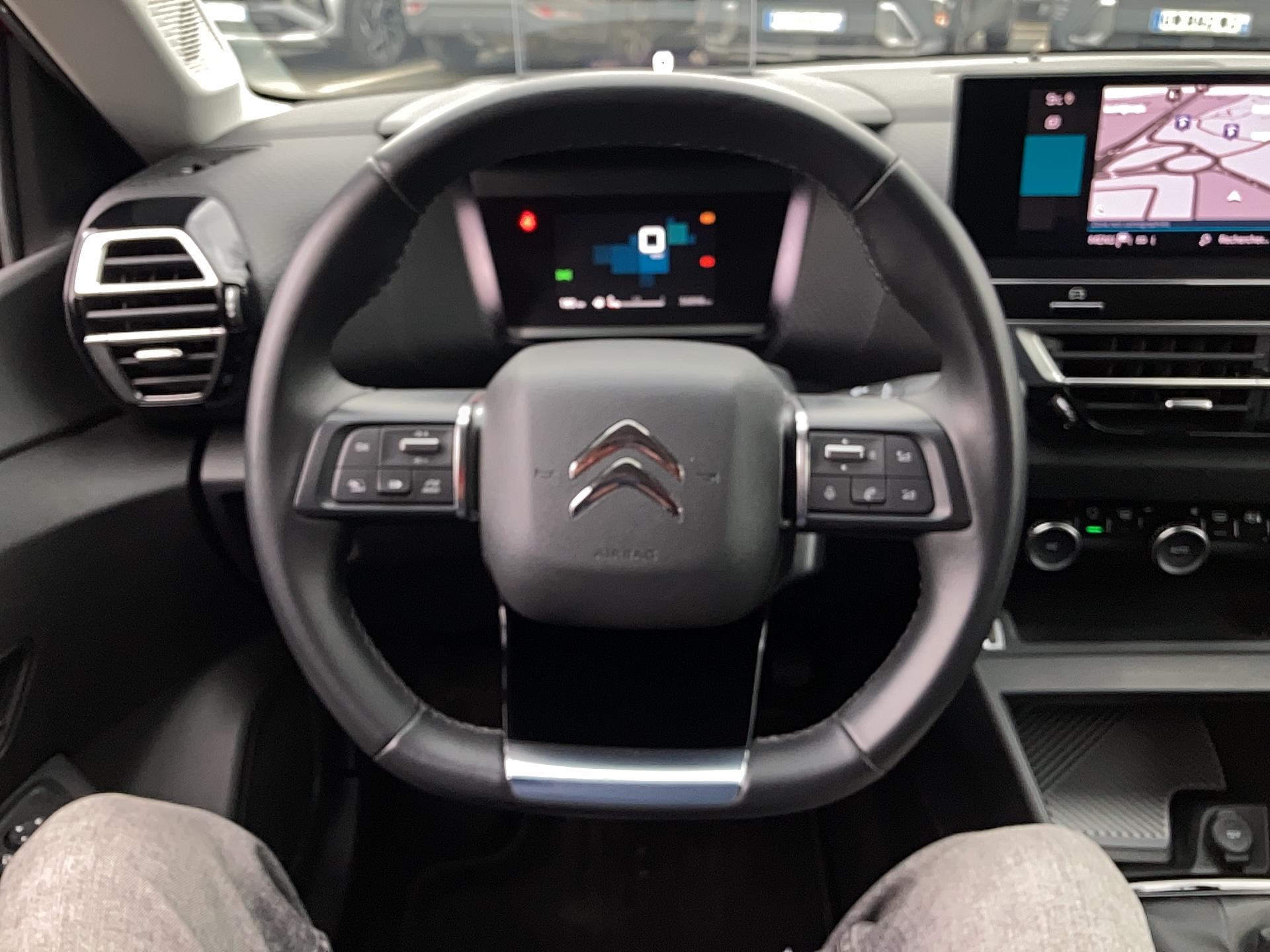 CITROEN C4 BlueHDi 110 S&S BVM6 Shine - Véhicule Occasion - Océane Auto CITROEN C4 BlueHDi 110 S&S BVM6 Shine - Véhicule Occasion Océane Auto