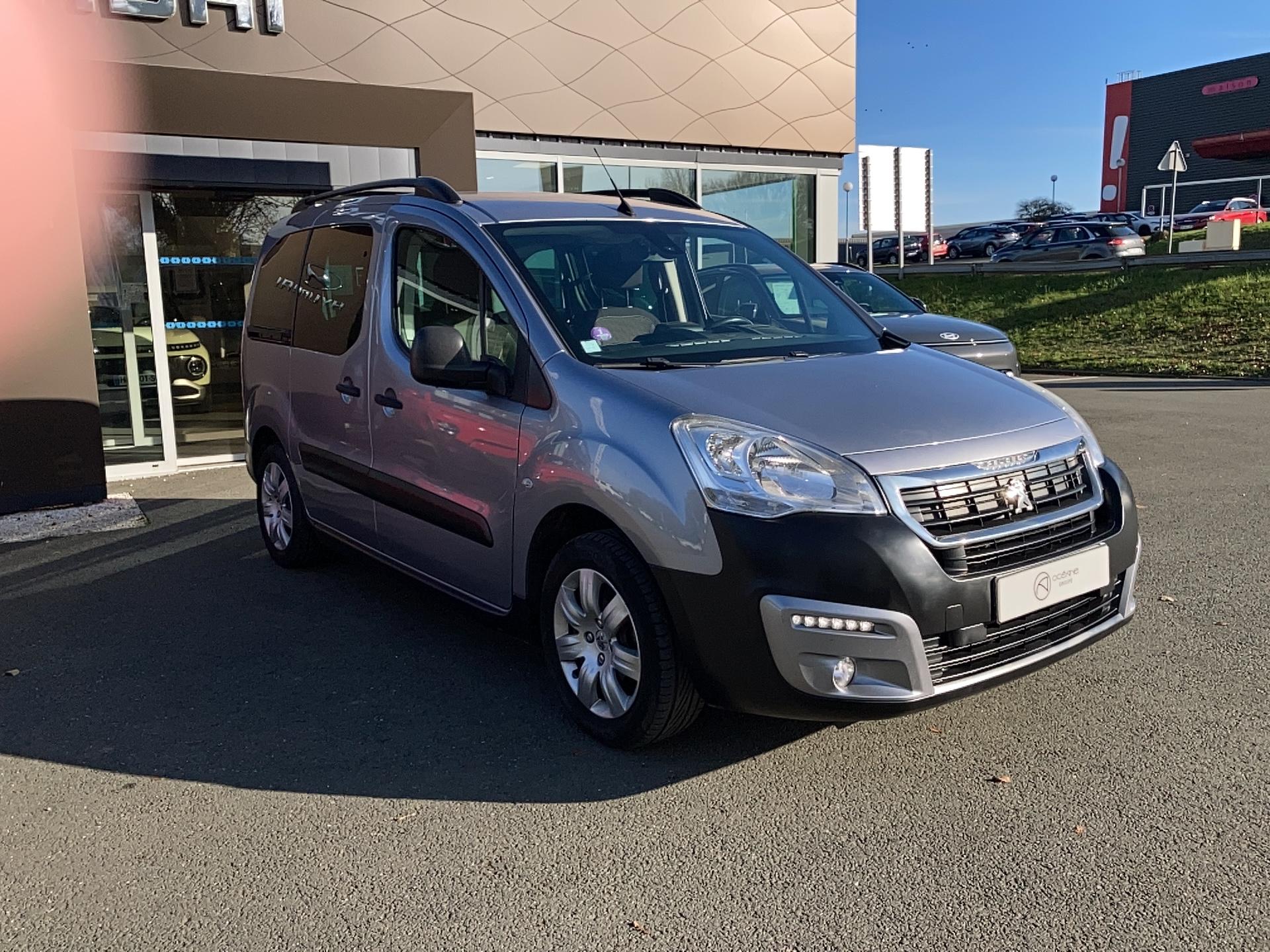 PEUGEOT Partner Tepee 1.2L PureTech 110ch S&S BVM5 Outdoor - Véhicule Occasion - Océane Auto PEUGEOT Partner Tepee 1.2L PureTech 110ch S&S BVM5 Outdoor - Véhicule Occasion Océane Auto