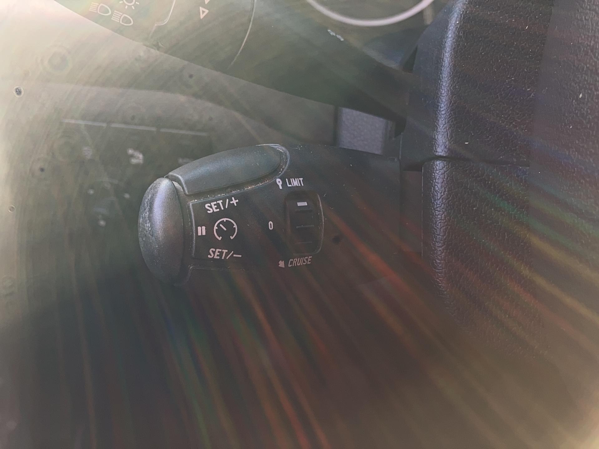 PEUGEOT Partner Tepee 1.2L PureTech 110ch S&S BVM5 Outdoor - Véhicule Occasion - Océane Auto PEUGEOT Partner Tepee 1.2L PureTech 110ch S&S BVM5 Outdoor - Véhicule Occasion Océane Auto