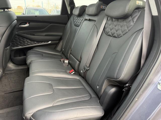 HYUNDAI Santa Fe 1.6 T-GDi Plug-in 265 HTRAC BVA6 Executive - Véhicule Occasion - Océane Auto HYUNDAI Santa Fe 1.6 T-GDi Plug-in 265 HTRAC BVA6 Executive - Véhicule Occasion Océane Auto