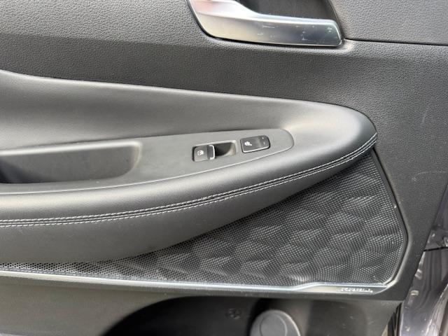 HYUNDAI Santa Fe 1.6 T-GDi Plug-in 265 HTRAC BVA6 Executive - Véhicule Occasion - Océane Auto HYUNDAI Santa Fe 1.6 T-GDi Plug-in 265 HTRAC BVA6 Executive - Véhicule Occasion Océane Auto