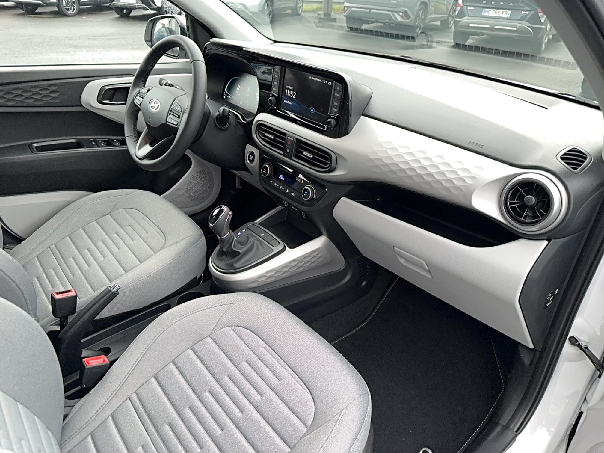 HYUNDAI i10 1.0 63 BVR Creative - Véhicule Occasion - Océane Auto HYUNDAI i10 1.0 63 BVR Creative - Véhicule Occasion Océane Auto