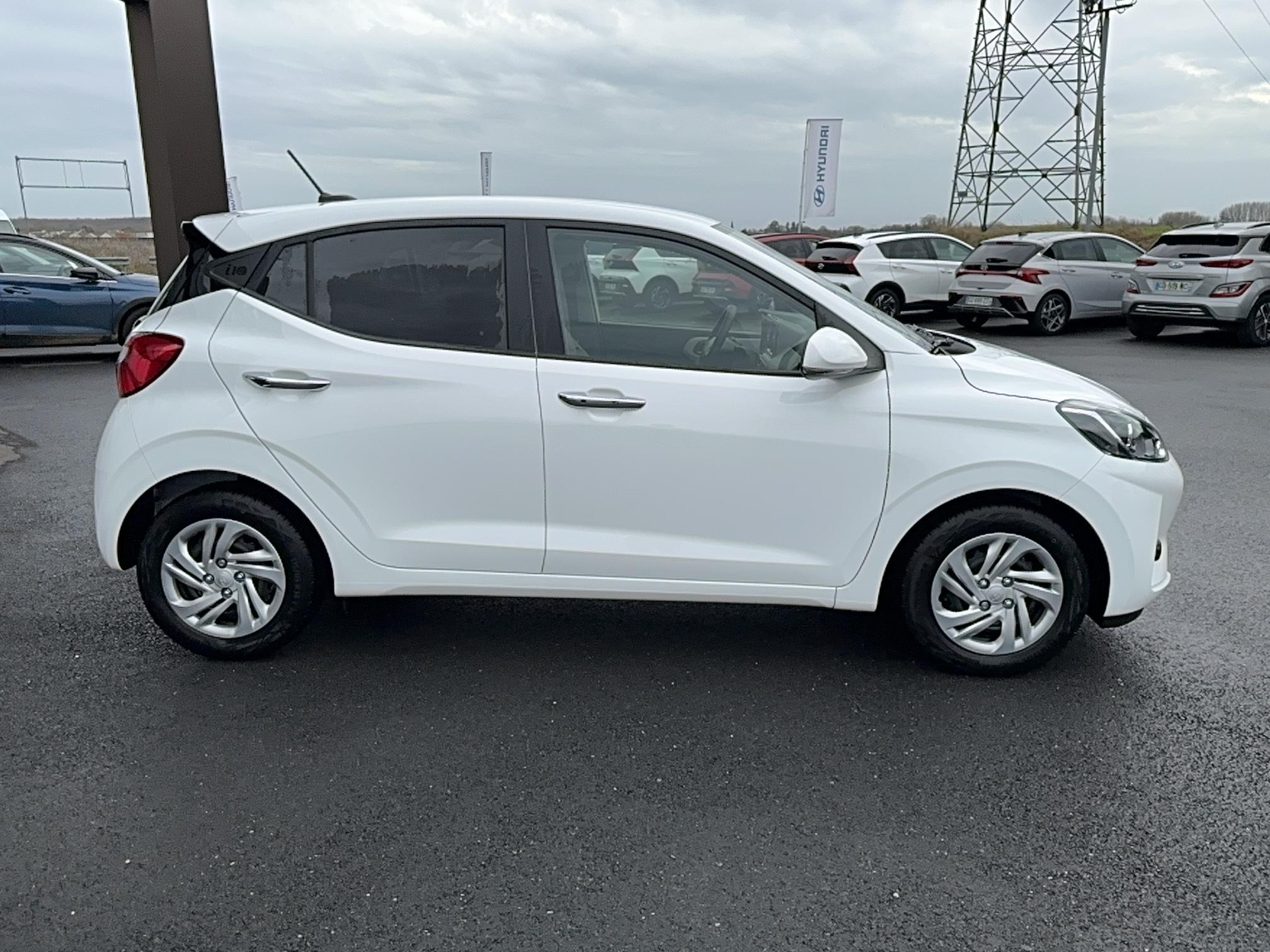 HYUNDAI i10 1.0 63 BVR Creative - Véhicule Occasion - Océane Auto HYUNDAI i10 1.0 63 BVR Creative - Véhicule Occasion Océane Auto
