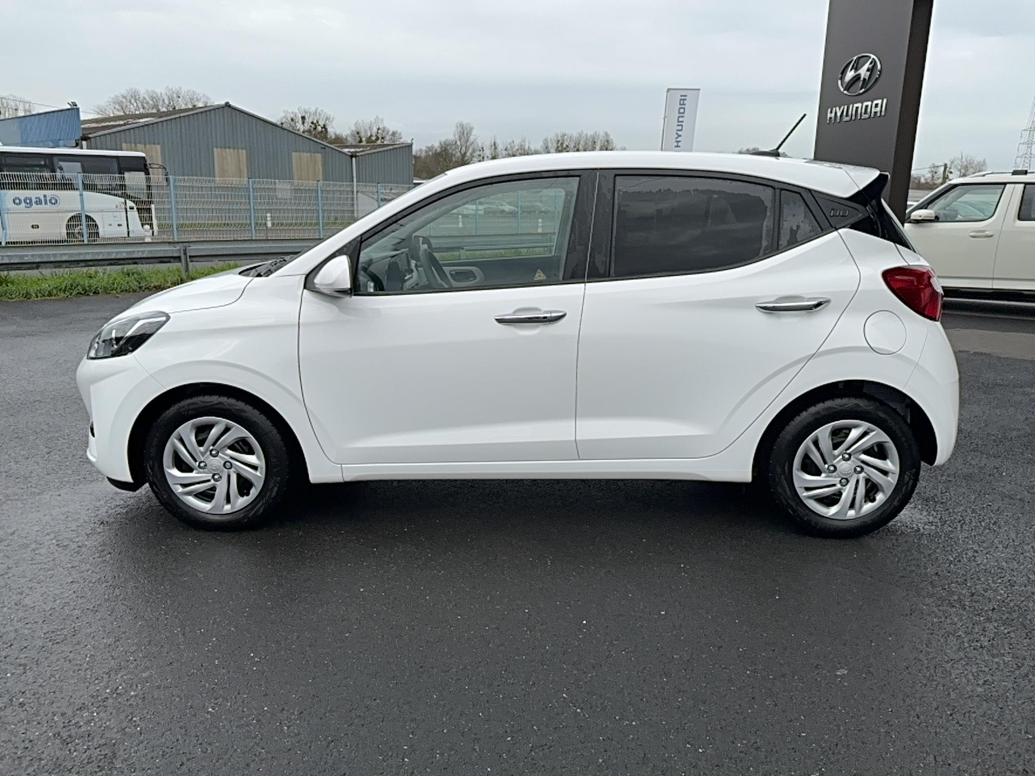 HYUNDAI i10 1.0 63 BVR Creative - Véhicule Occasion - Océane Auto HYUNDAI i10 1.0 63 BVR Creative - Véhicule Occasion Océane Auto