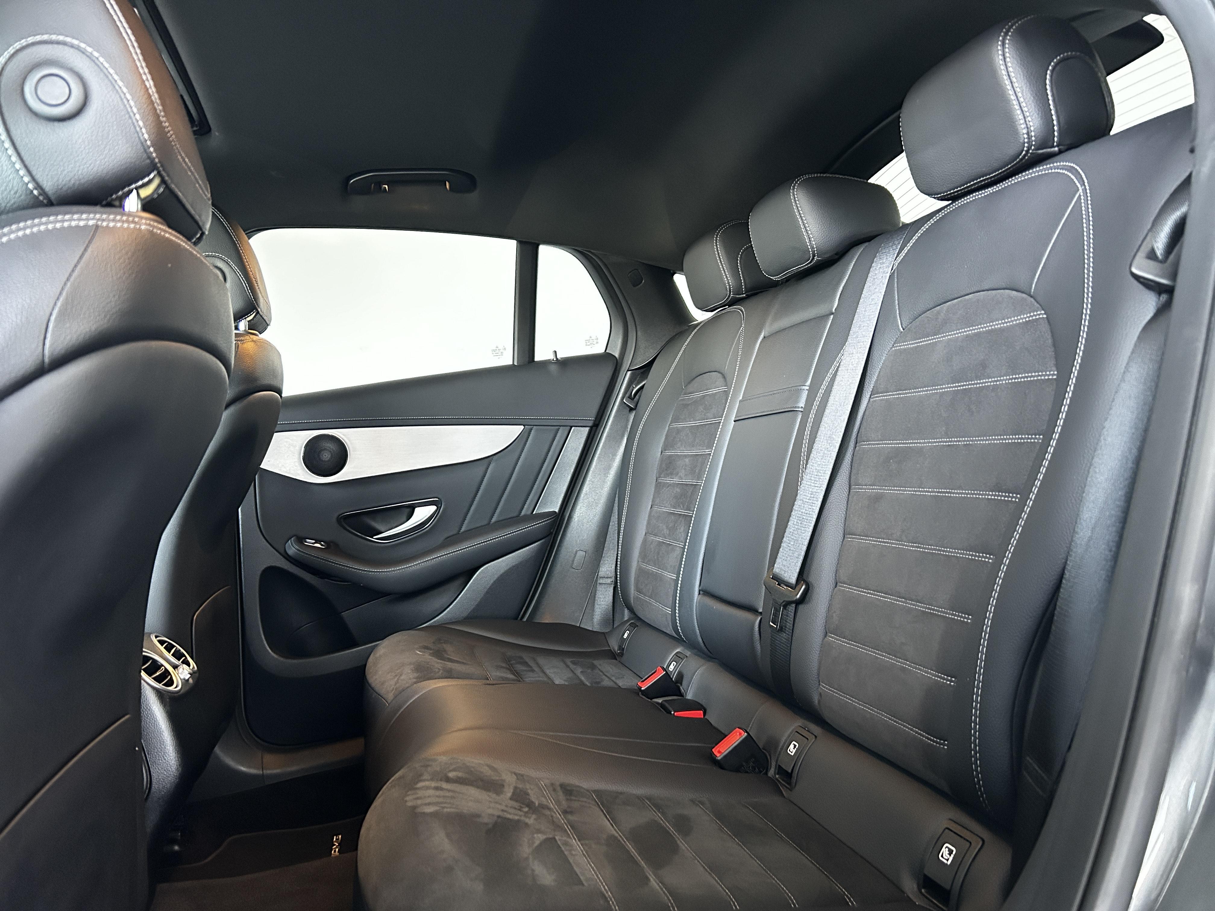 MERCEDES GLC Coupé 300 de 9G-Tronic 4Matic AMG Line - Véhicule Occasion - Océane Auto MERCEDES GLC Coupé 300 de 9G-Tronic 4Matic AMG Line - Véhicule Occasion Océane Auto