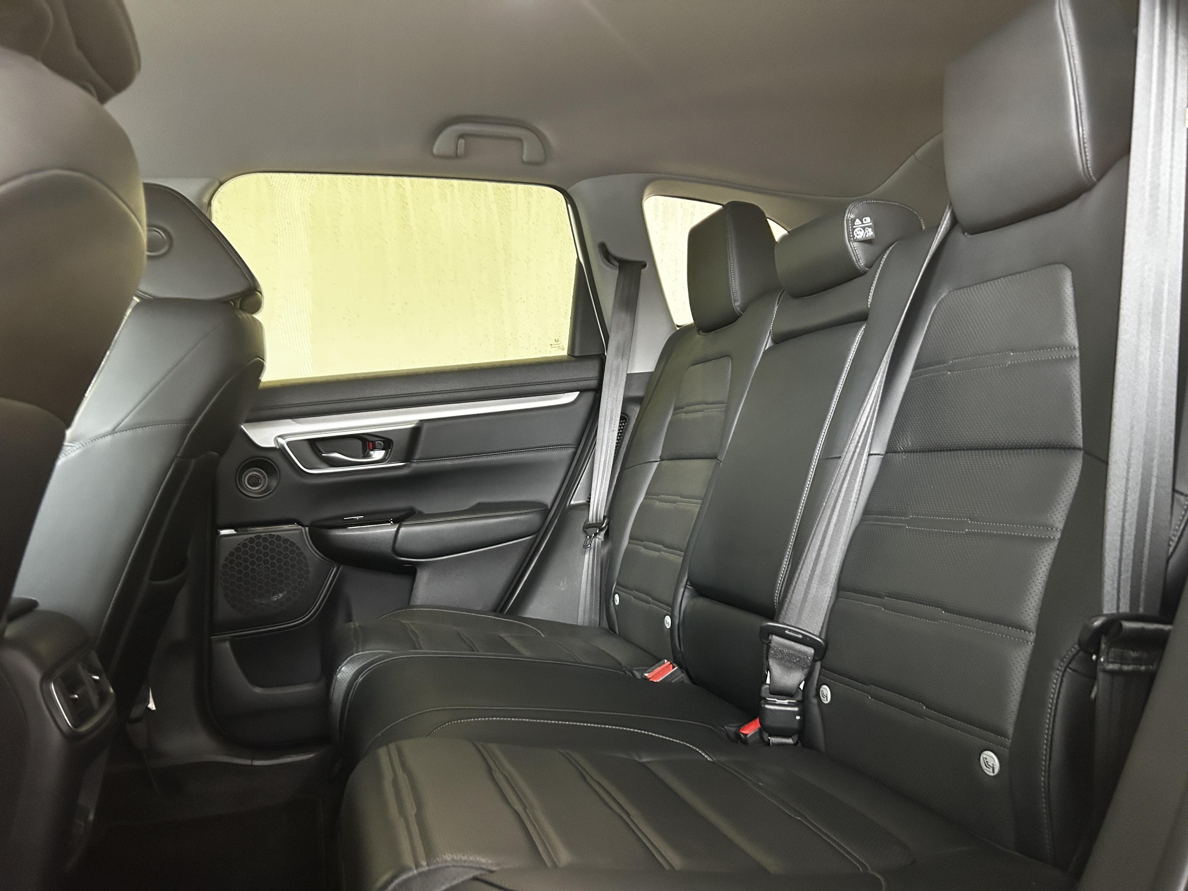 HONDA CR-V Hybrid 2.0 i-MMD 2WD Elegance - Véhicule Occasion - Océane Auto HONDA CR-V Hybrid 2.0 i-MMD 2WD Elegance - Véhicule Occasion Océane Auto