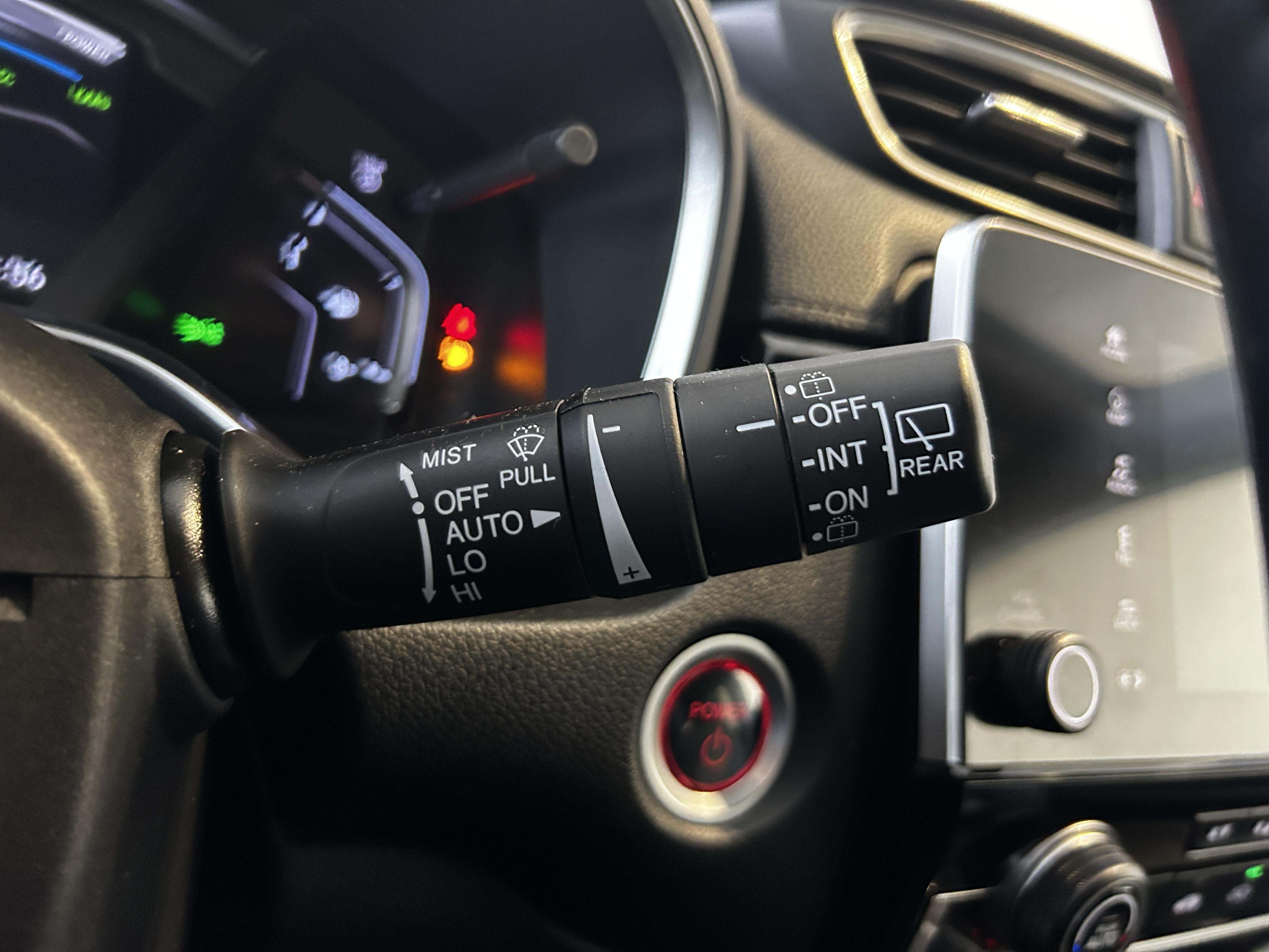 HONDA CR-V Hybrid 2.0 i-MMD 2WD Elegance - Véhicule Occasion - Océane Auto HONDA CR-V Hybrid 2.0 i-MMD 2WD Elegance - Véhicule Occasion Océane Auto