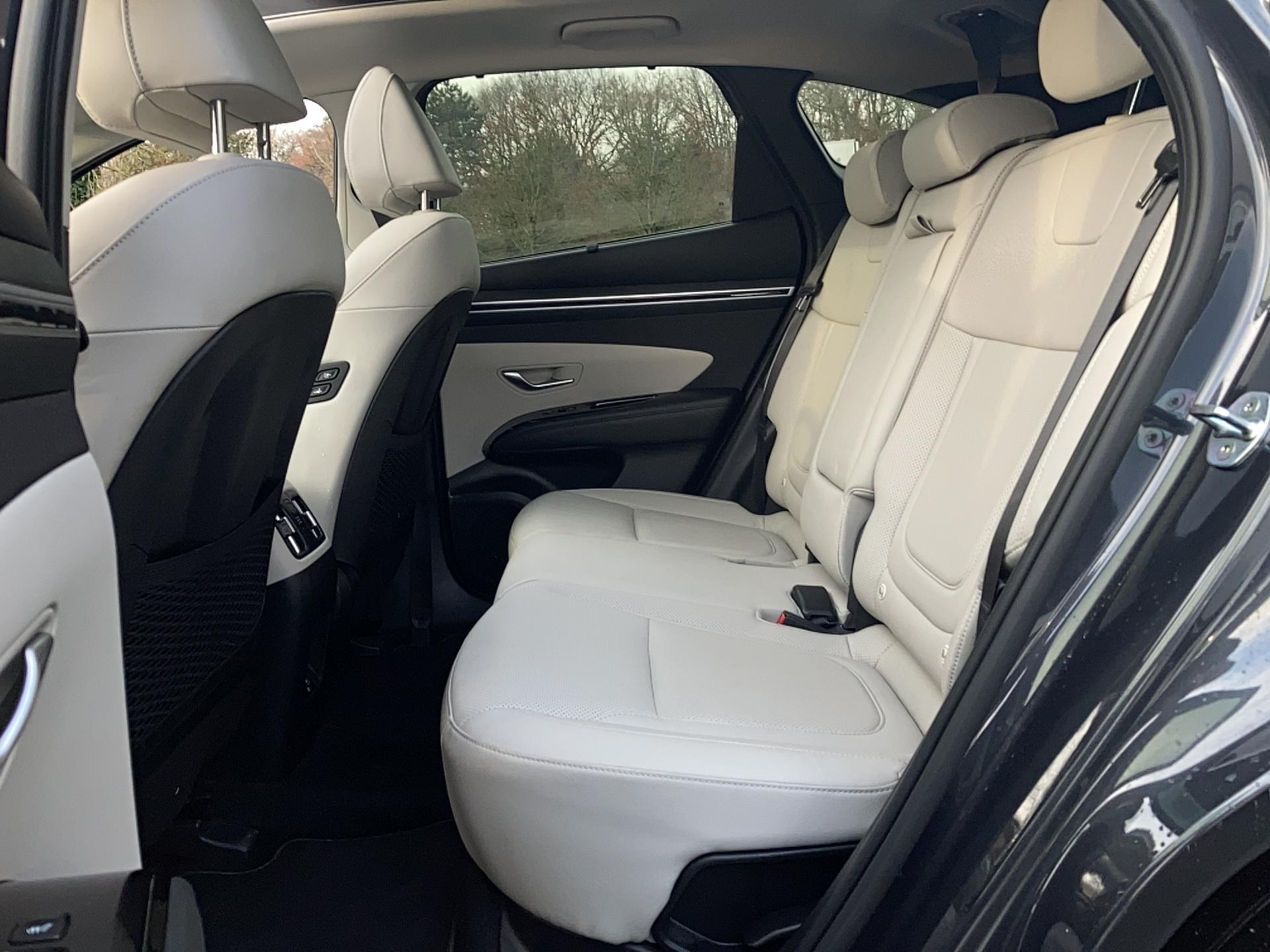 HYUNDAI Tucson 1.6 T-GDI 230 HTRAC Hybrid BVA6 Executive - Véhicule Occasion - Océane Auto HYUNDAI Tucson 1.6 T-GDI 230 HTRAC Hybrid BVA6 Executive - Véhicule Occasion Océane Auto