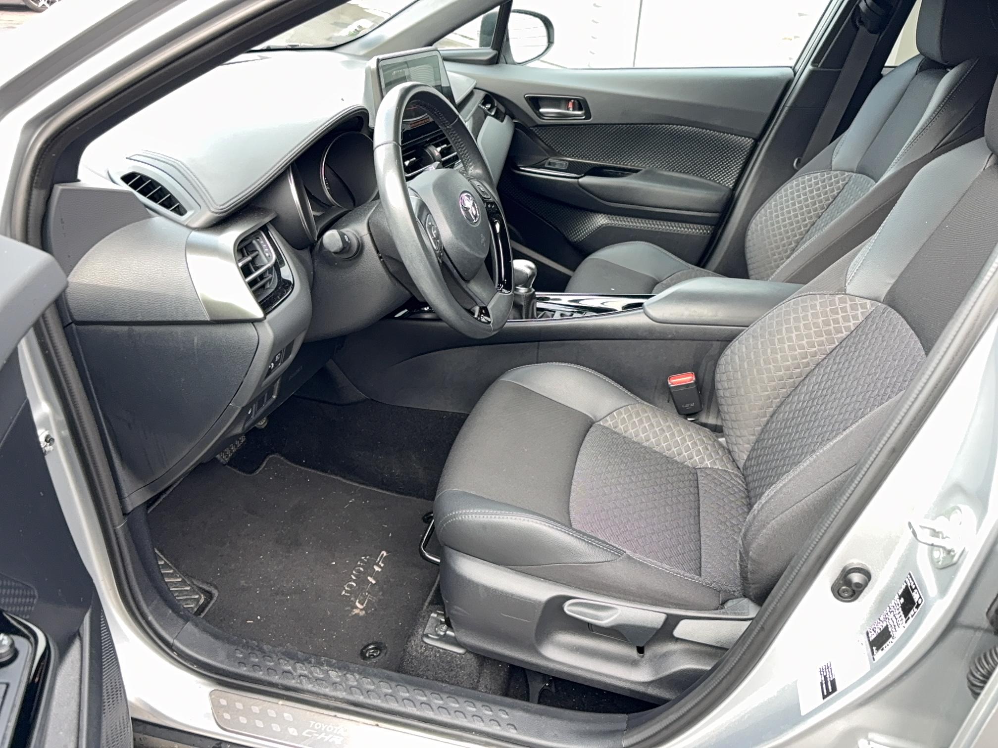 TOYOTA C-HR Hybride 1.8L Edition - Véhicule Occasion - Océane Auto TOYOTA C-HR Hybride 1.8L Edition - Véhicule Occasion Océane Auto