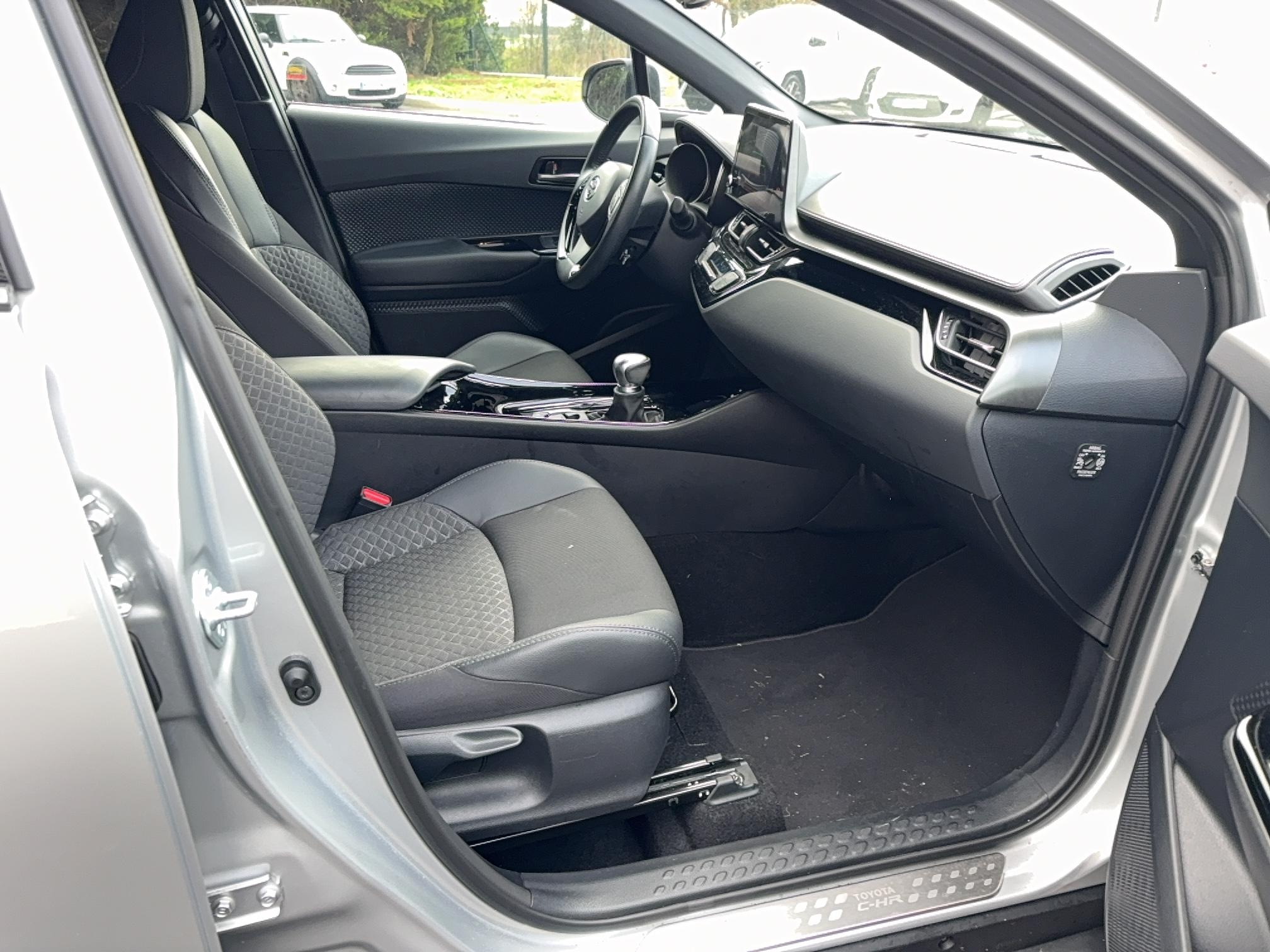 TOYOTA C-HR Hybride 1.8L Edition - Véhicule Occasion - Océane Auto TOYOTA C-HR Hybride 1.8L Edition - Véhicule Occasion Océane Auto