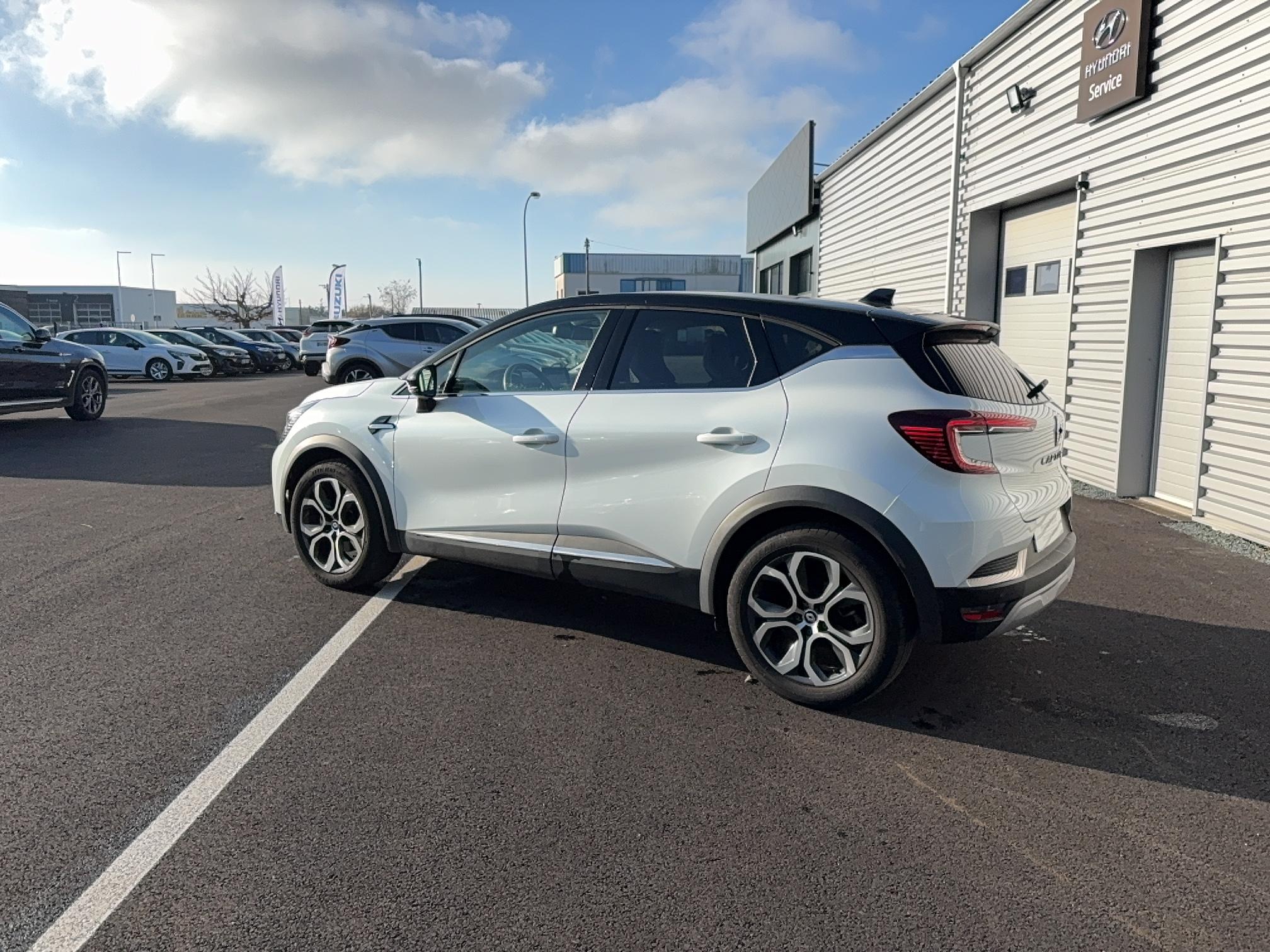 RENAULT Captur E-Tech full hybrid 145 Techno fast track - Véhicule Occasion - Océane Auto RENAULT Captur E-Tech full hybrid 145 Techno fast track - Véhicule Occasion Océane Auto