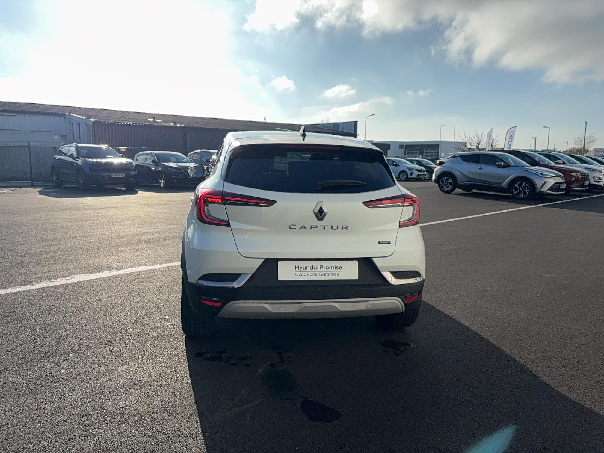 RENAULT Captur E-Tech full hybrid 145 Techno fast track - Véhicule Occasion - Océane Auto RENAULT Captur E-Tech full hybrid 145 Techno fast track - Véhicule Occasion Océane Auto