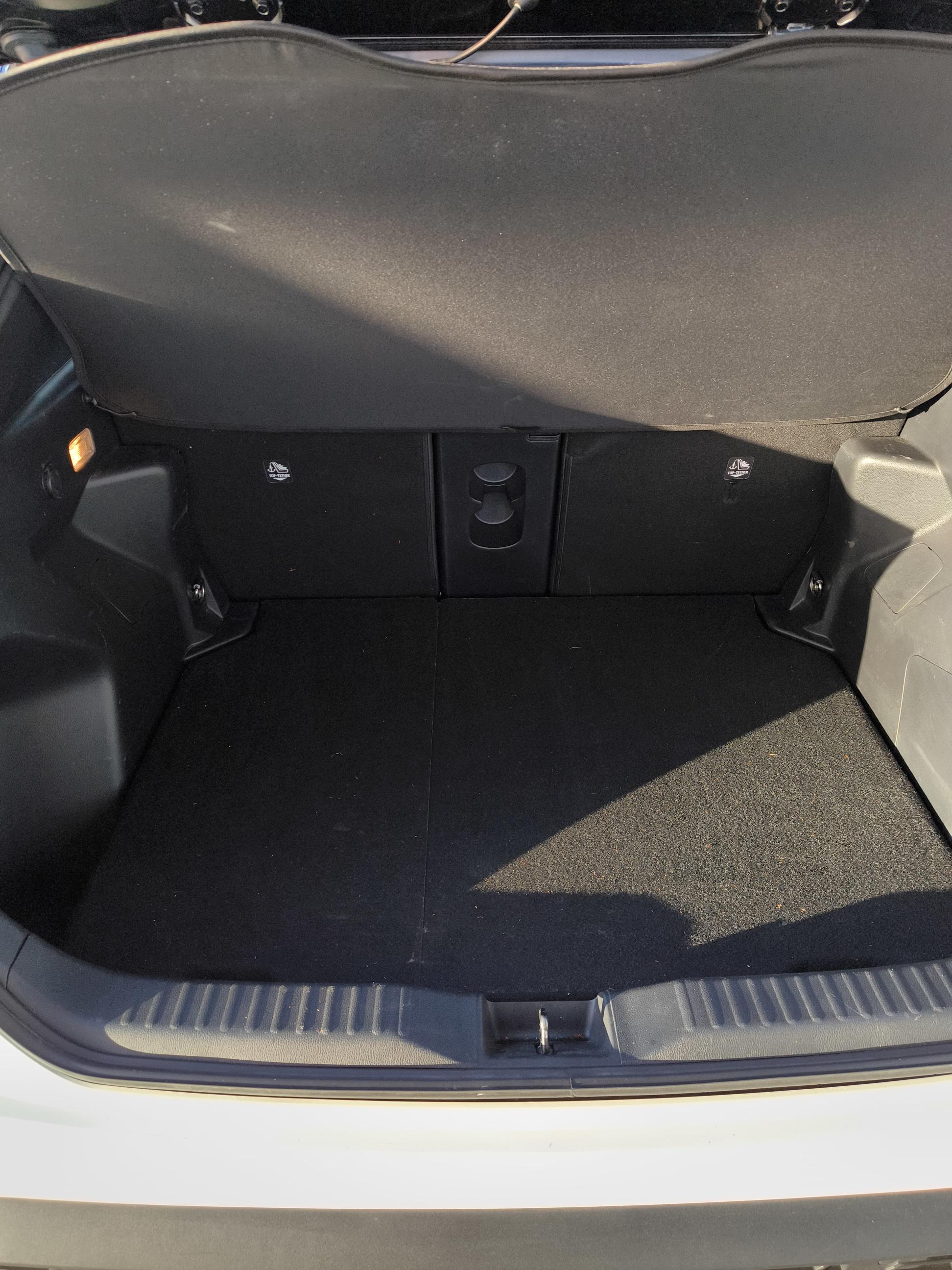 TOYOTA Yaris Cross Hybride 116h 2WD GR SPORT - Véhicule Occasion - Océane Auto TOYOTA Yaris Cross Hybride 116h 2WD GR SPORT - Véhicule Occasion Océane Auto