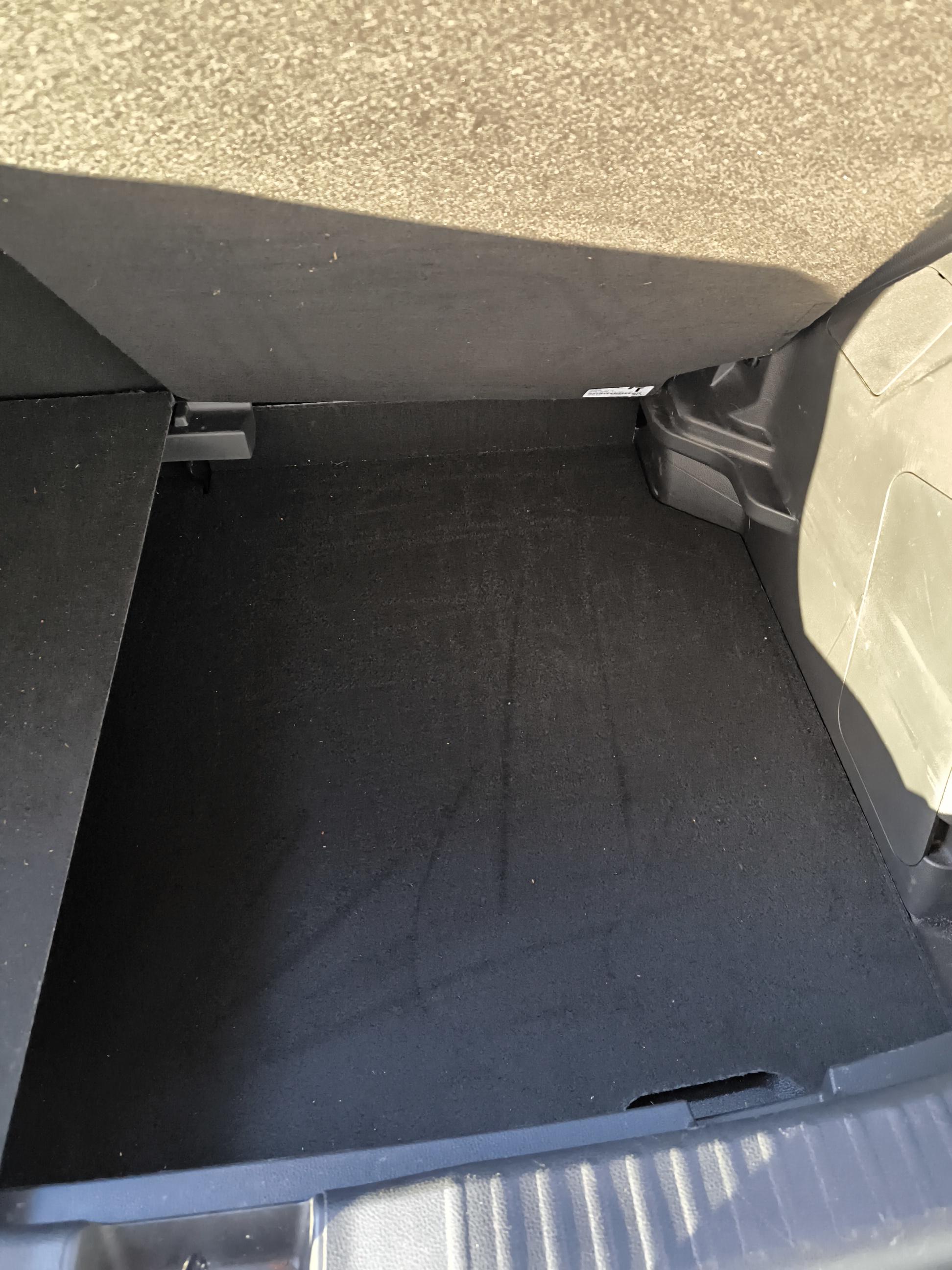 TOYOTA Yaris Cross Hybride 116h 2WD GR SPORT - Véhicule Occasion - Océane Auto TOYOTA Yaris Cross Hybride 116h 2WD GR SPORT - Véhicule Occasion Océane Auto