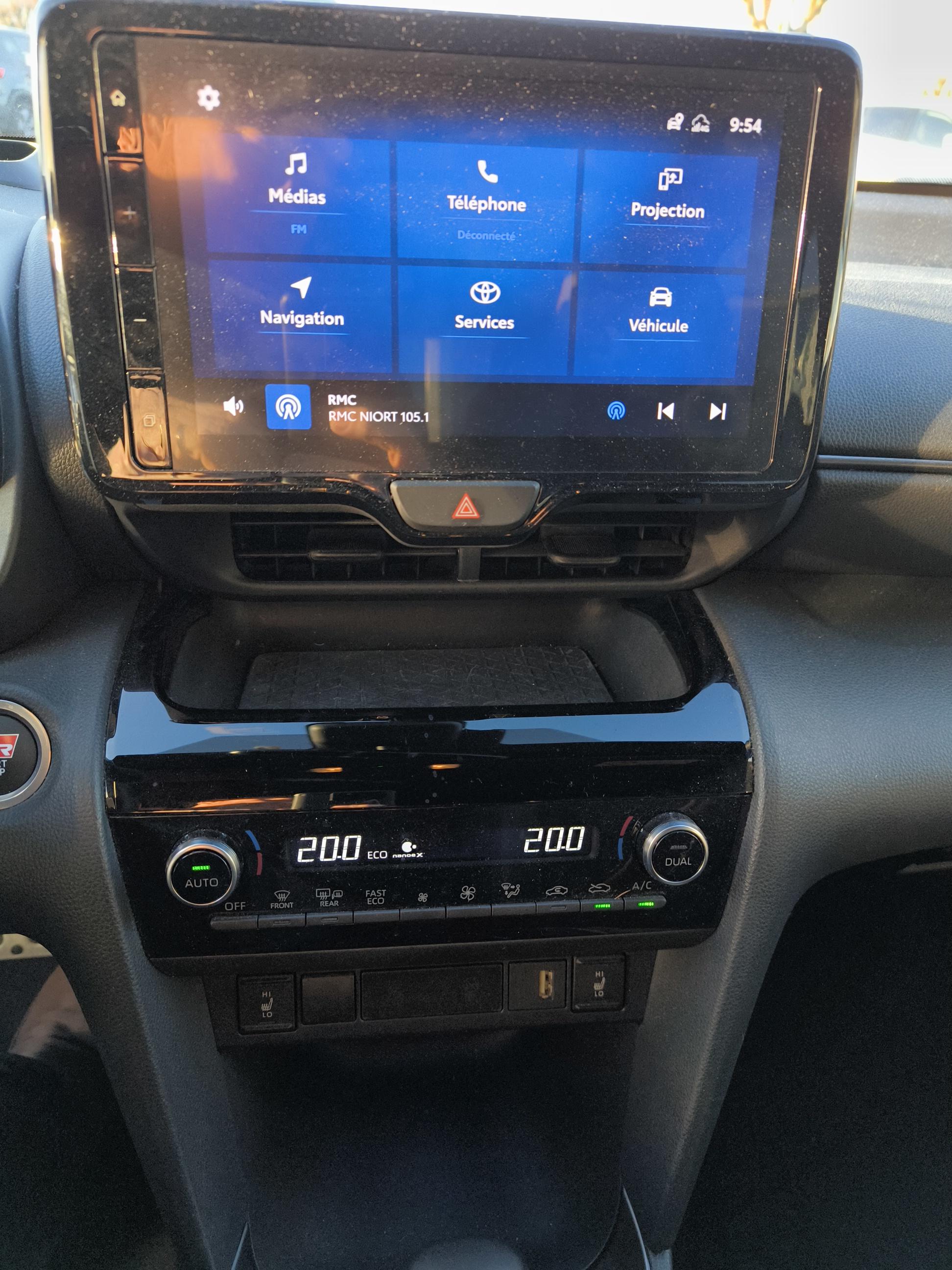 TOYOTA Yaris Cross Hybride 116h 2WD GR SPORT - Véhicule Occasion - Océane Auto TOYOTA Yaris Cross Hybride 116h 2WD GR SPORT - Véhicule Occasion Océane Auto