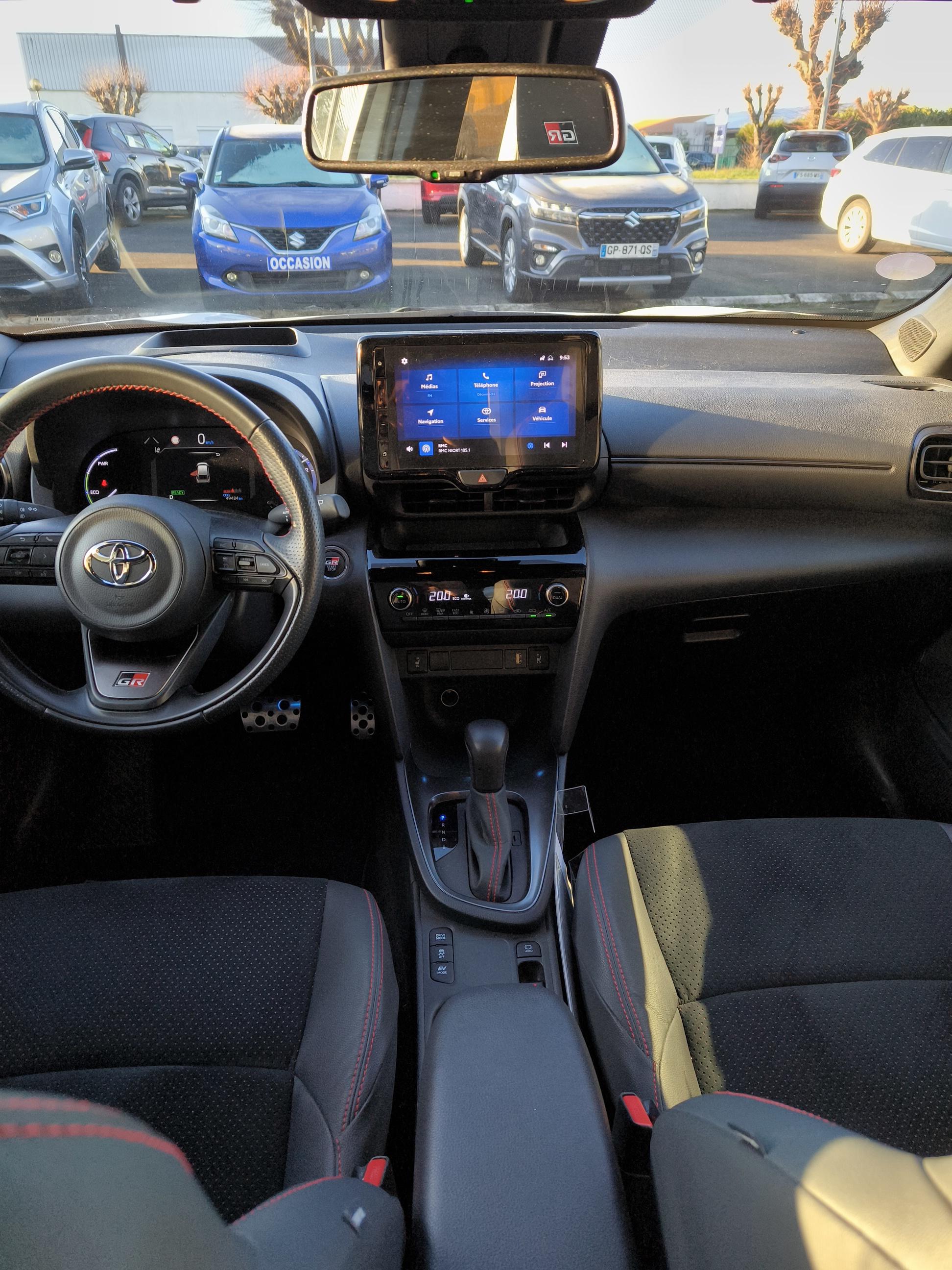 TOYOTA Yaris Cross Hybride 116h 2WD GR SPORT - Véhicule Occasion - Océane Auto TOYOTA Yaris Cross Hybride 116h 2WD GR SPORT - Véhicule Occasion Océane Auto