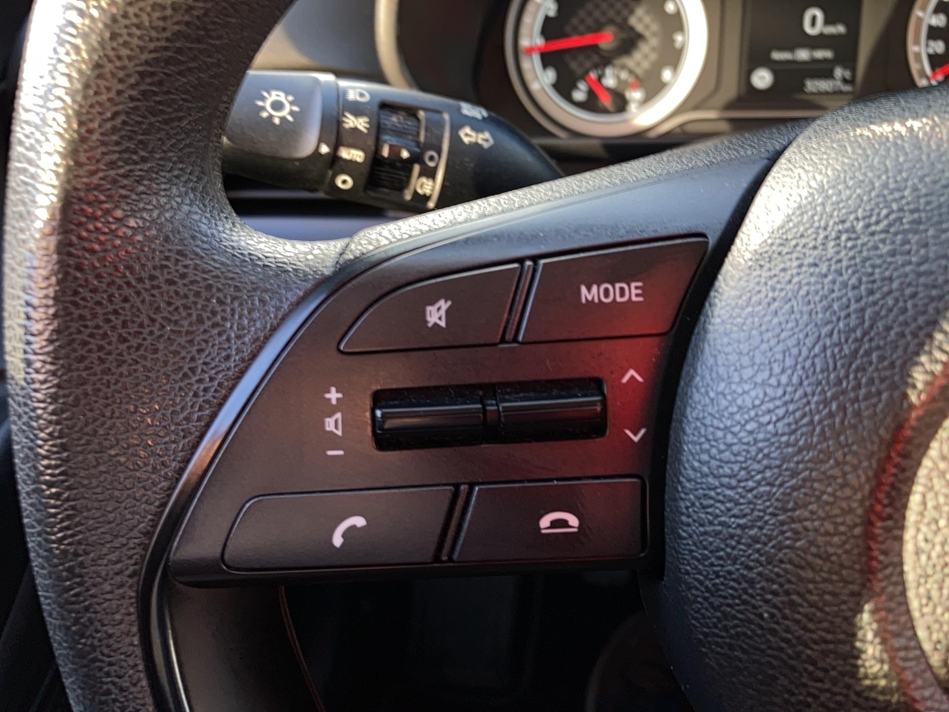 HYUNDAI i20 1.2 84 Initia - Véhicule Occasion - Océane Auto HYUNDAI i20 1.2 84 Initia - Véhicule Occasion Océane Auto