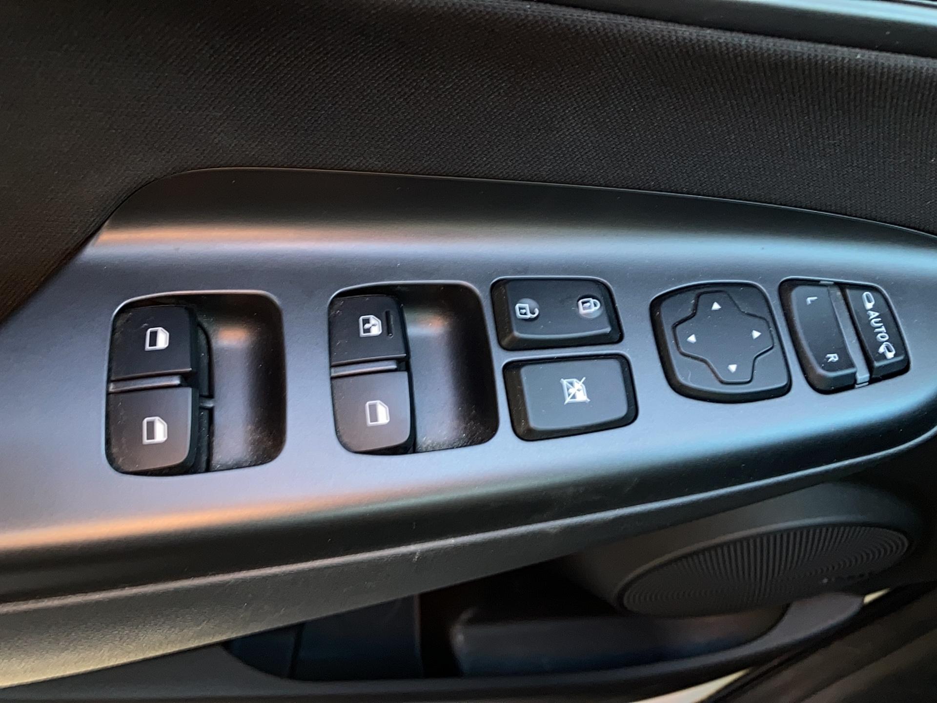 HYUNDAI Kona Hybrid 141 Creative - Véhicule Occasion Océane Auto