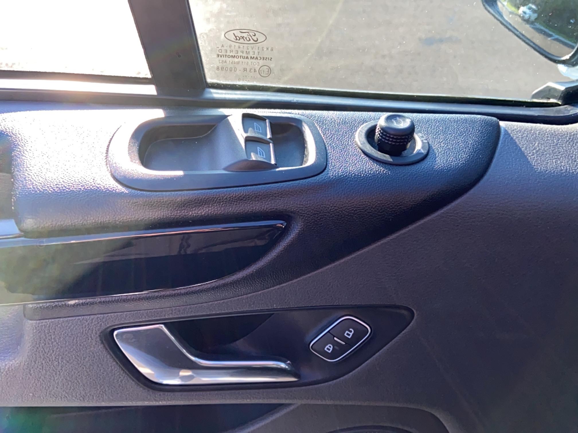 FORD TRANSIT CUSTOM CA 310 L1H1 2.0 ECOBLUE 170 S&S BVA SPORT - Véhicule Occasion Océane Auto