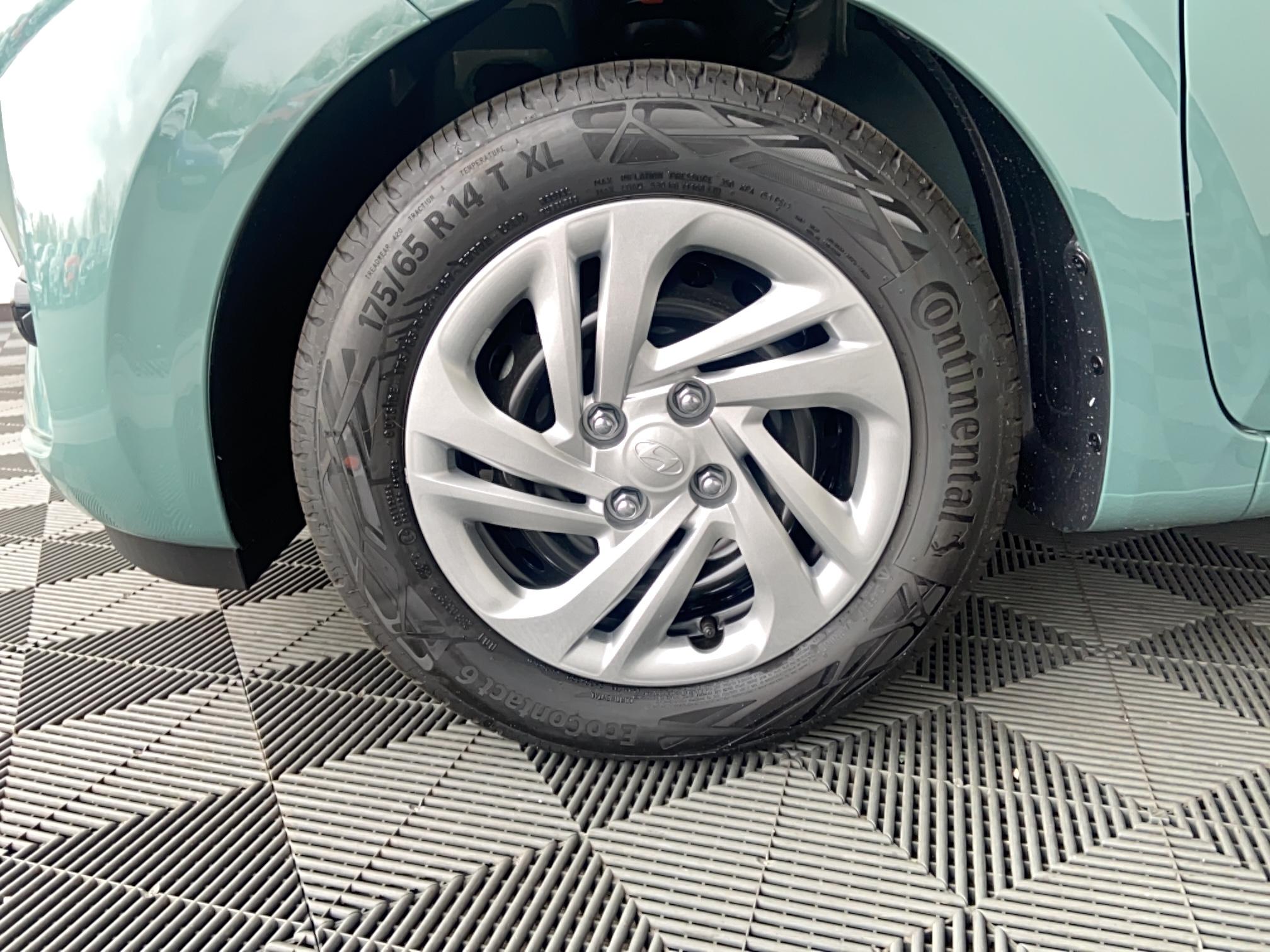 HYUNDAI i10 1.0 63 BVR Creative - Véhicule Occasion Océane Auto