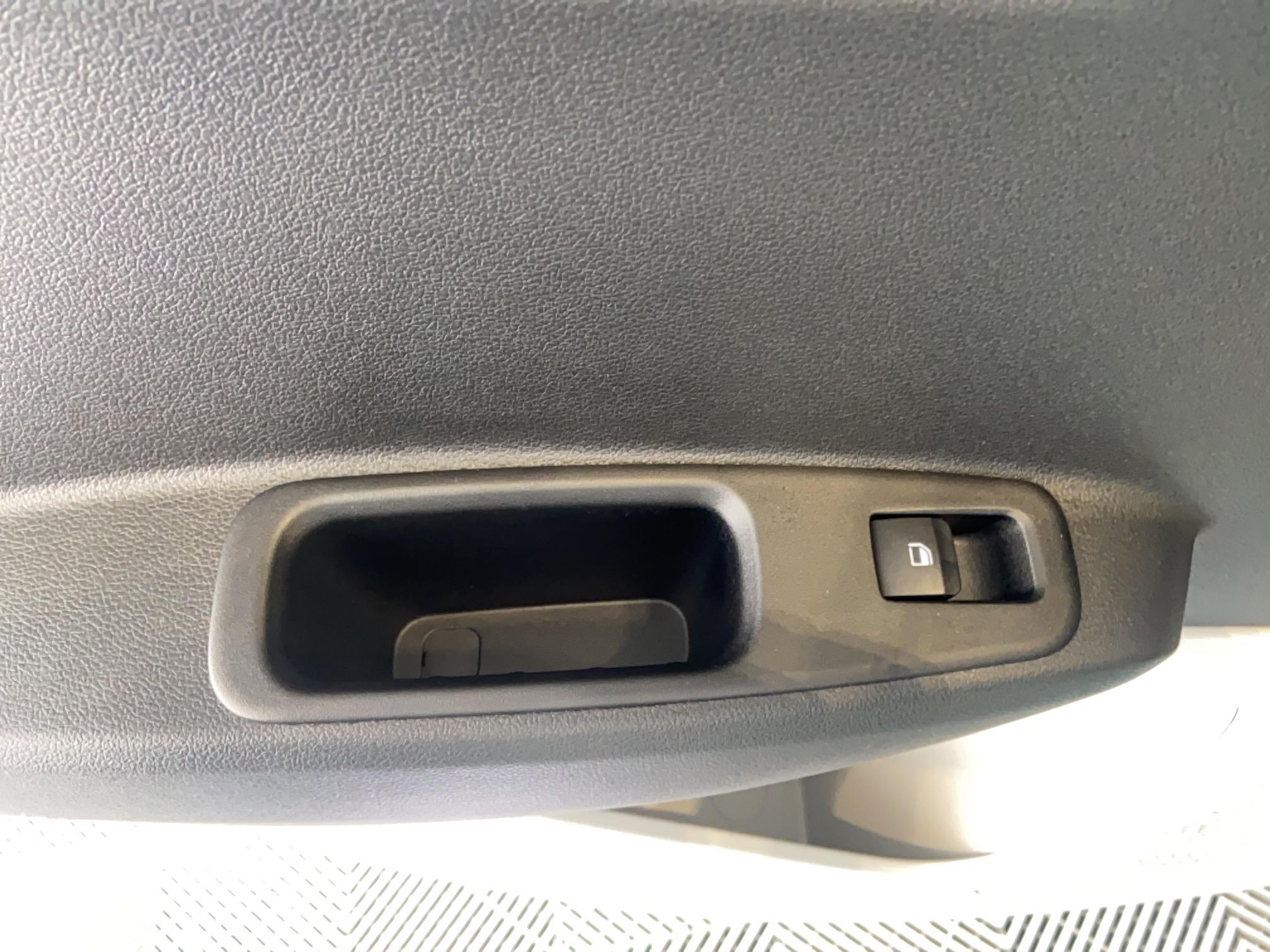 HYUNDAI i10 1.0 63 BVR Creative - Véhicule Occasion Océane Auto