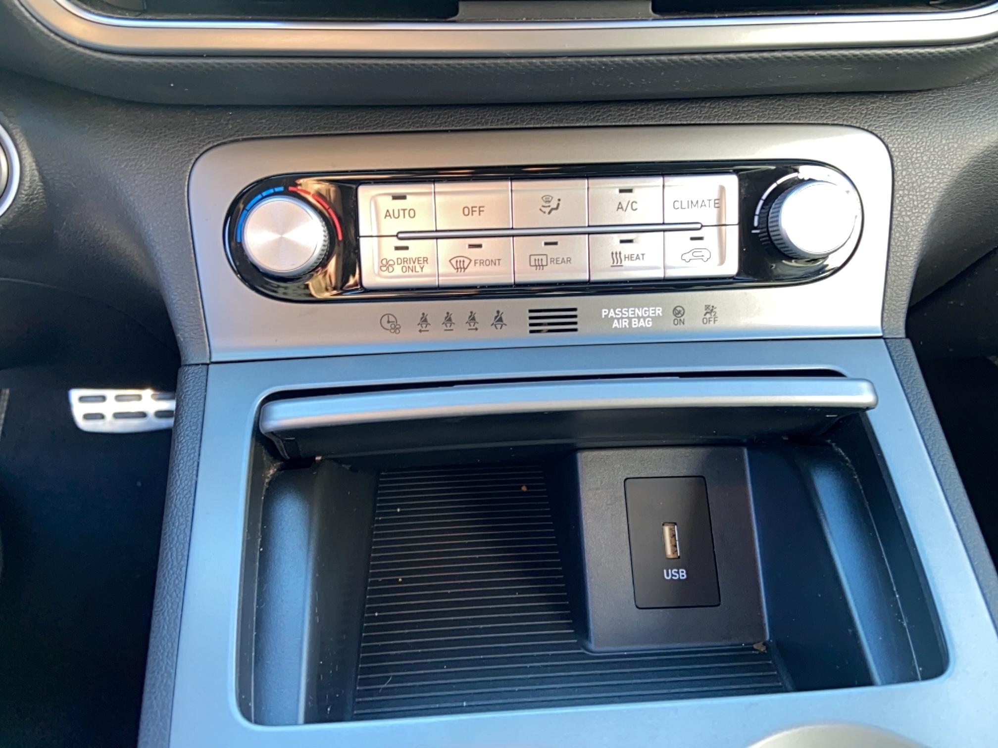 HYUNDAI Kona Electrique 39 kWh - 136 ch Intuitive - Véhicule Occasion Océane Auto