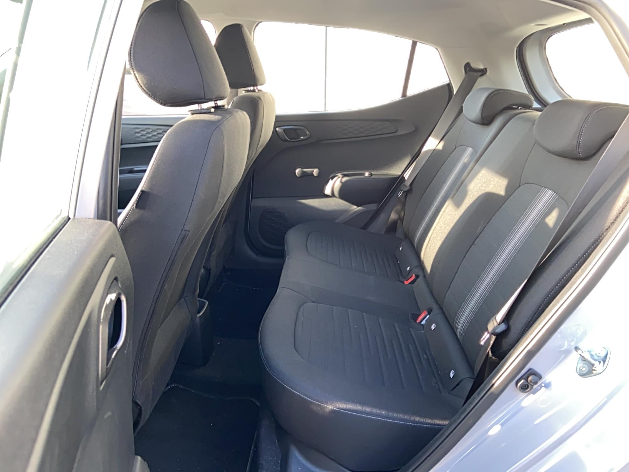 HYUNDAI i10 1.0 63 ECO Intuitive - Véhicule Occasion Océane Auto