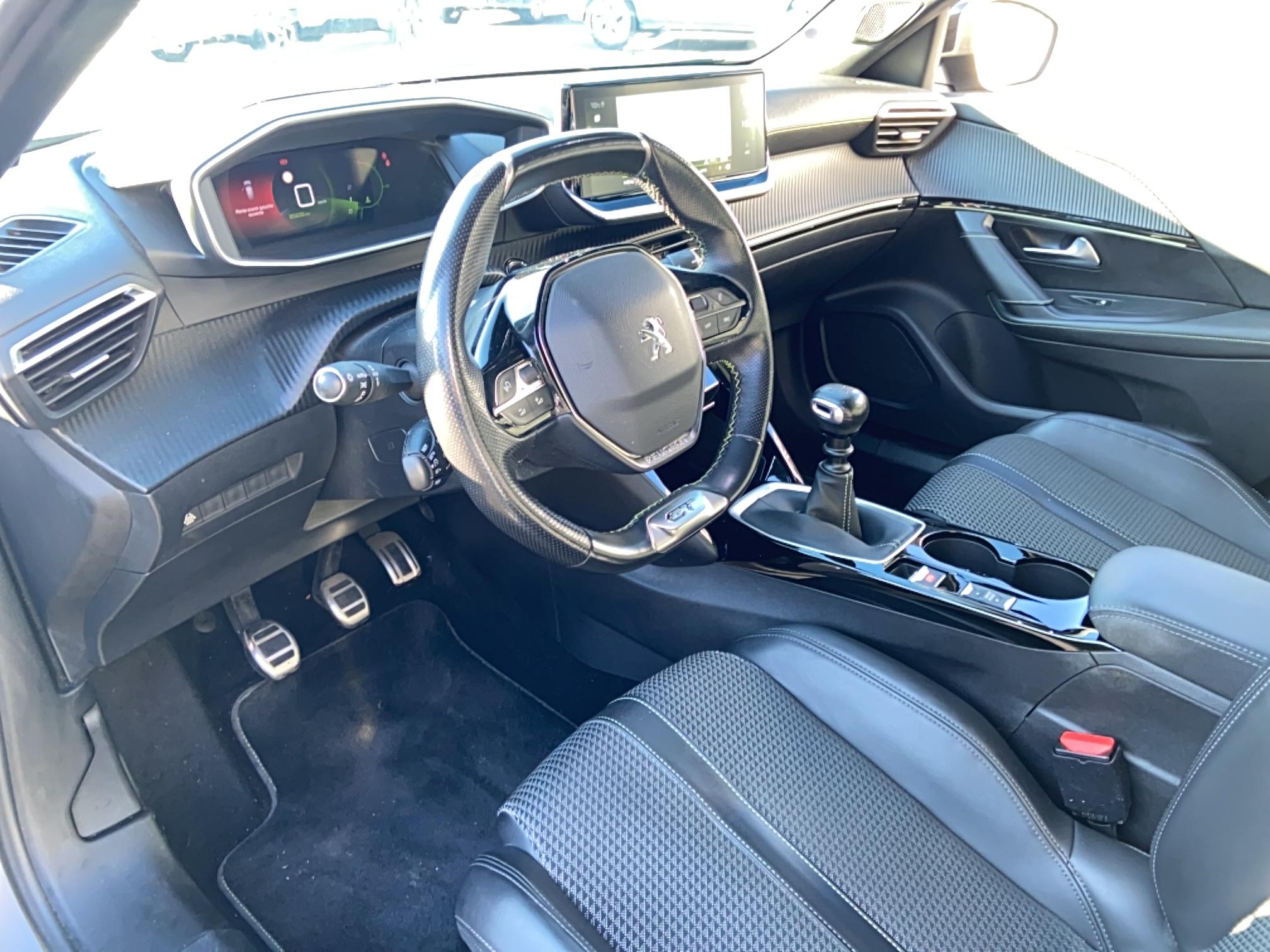 PEUGEOT 2008 PureTech 130 S&S BVM6 GT - Véhicule Occasion Océane Auto