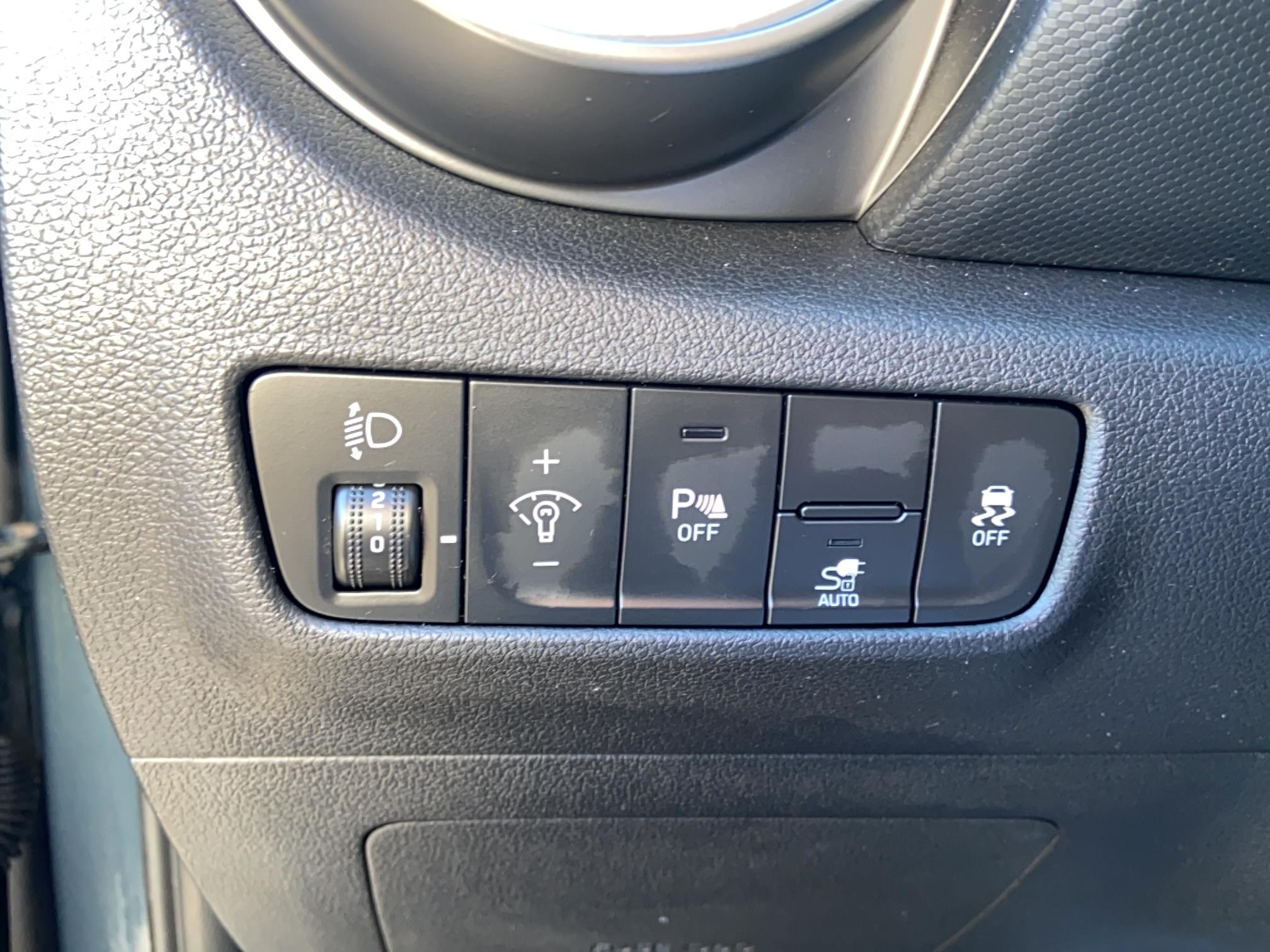 HYUNDAI Kona Electrique 39 kWh - 136 ch Intuitive - Véhicule Occasion Océane Auto