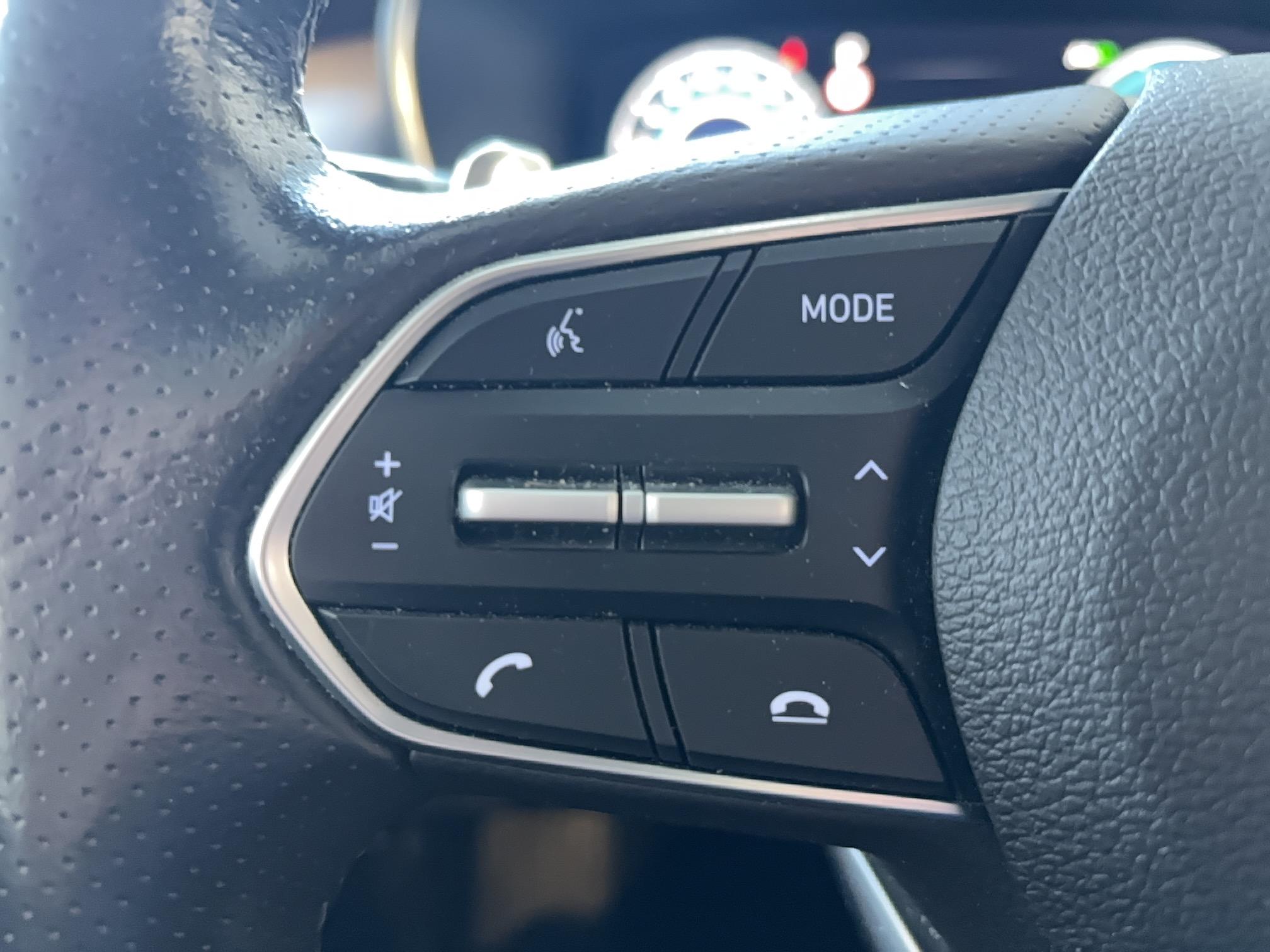 HYUNDAI Santa Fe 1.6 T-GDi Hybrid 230 BVA6 Executive - Véhicule Occasion Océane Auto