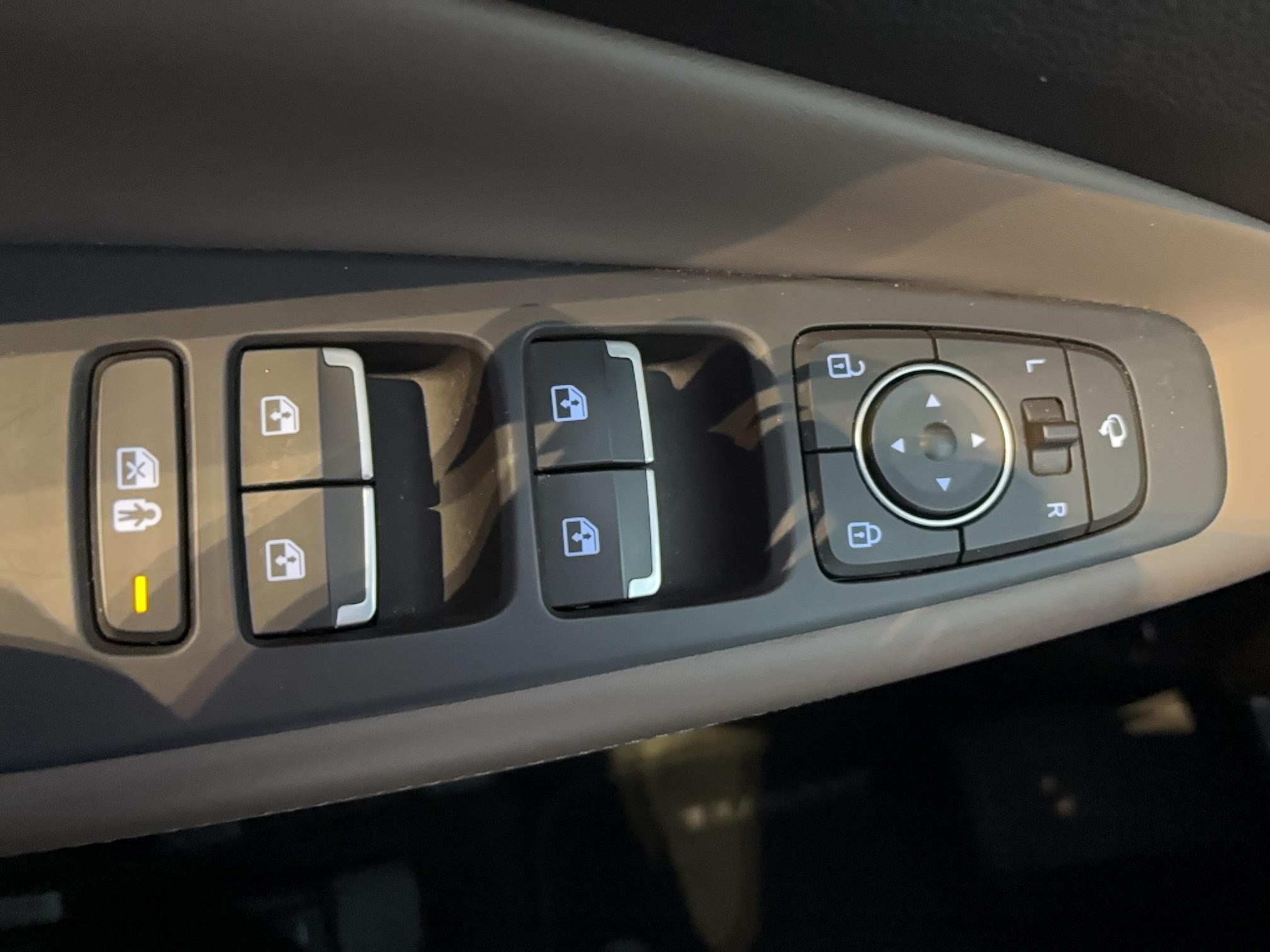 HYUNDAI Santa Fe 1.6 T-GDi Hybrid 230 BVA6 Executive - Véhicule Occasion Océane Auto