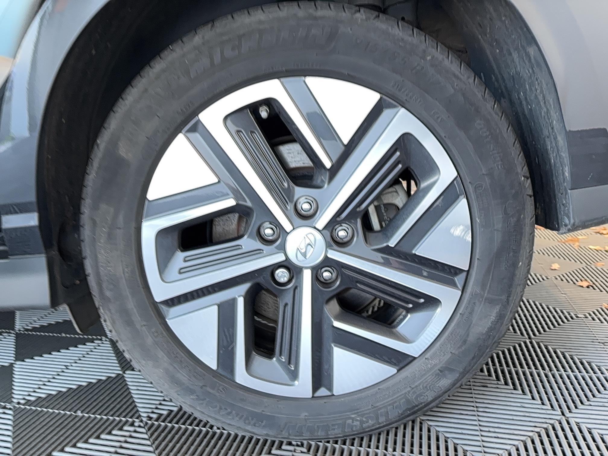 HYUNDAI Kona Electrique 64 kWh - 204 ch Executive - Véhicule Occasion Océane Auto