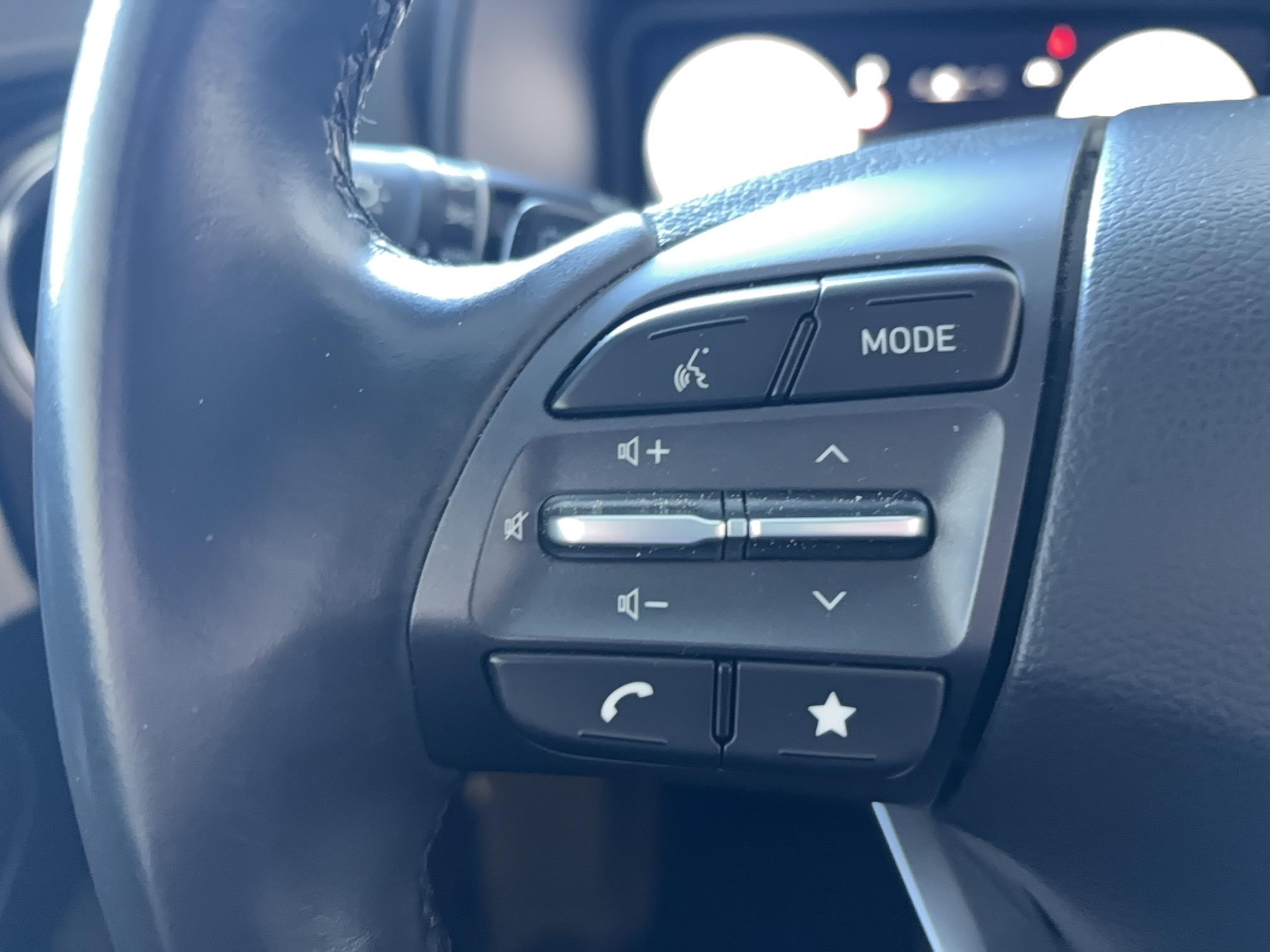 HYUNDAI Kona Electrique 64 kWh - 204 ch Executive - Véhicule Occasion Océane Auto