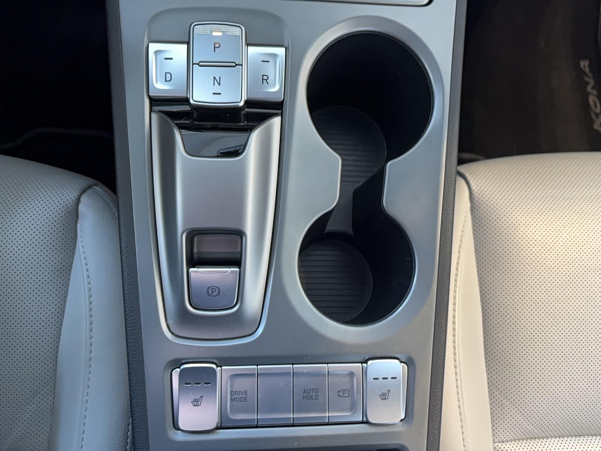 HYUNDAI Kona Electrique 64 kWh - 204 ch Executive - Véhicule Occasion Océane Auto