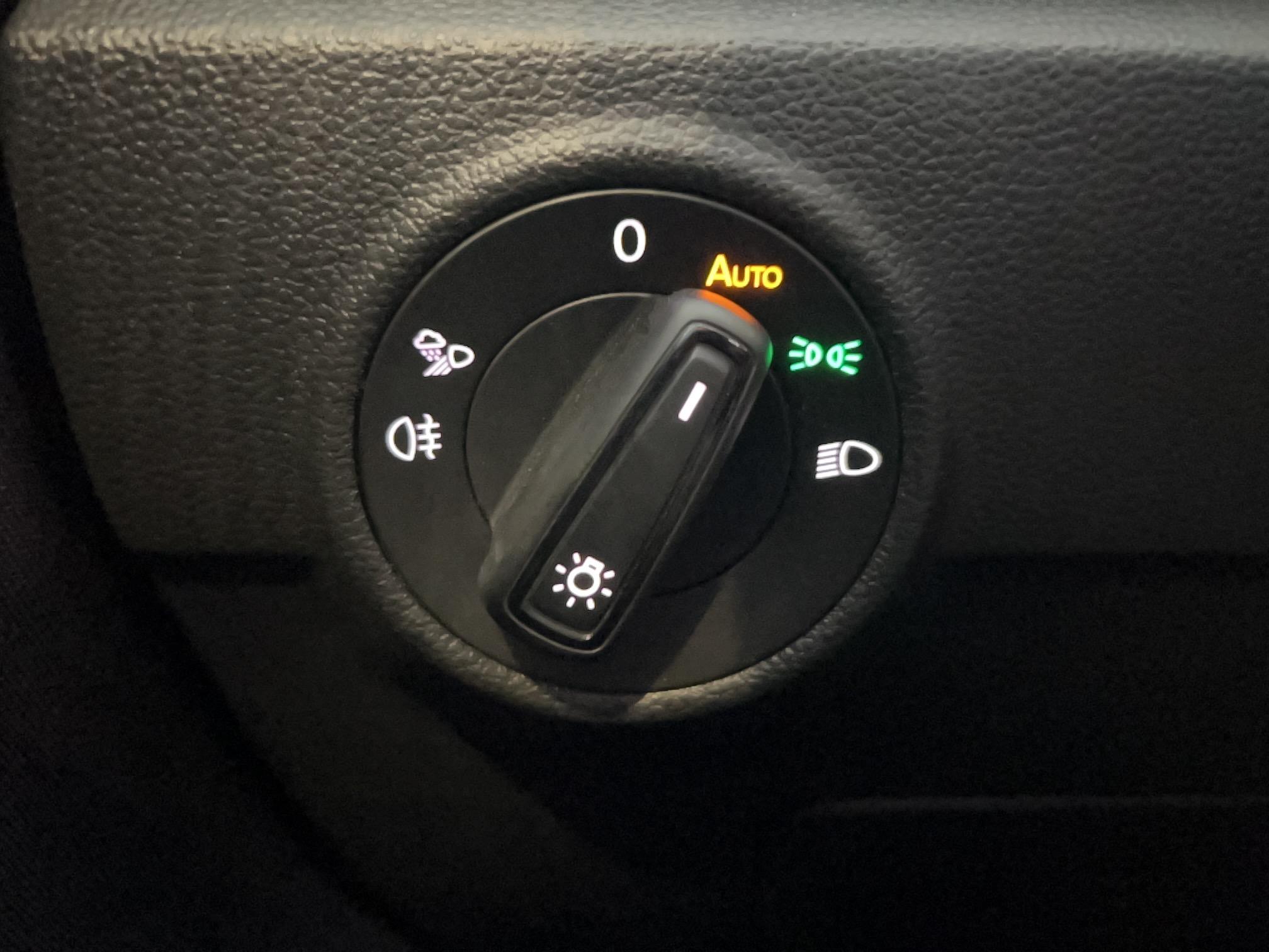 VOLKSWAGEN T-Roc 1.5 TSI EVO 150 Start/Stop BVM6 Life Plus - Véhicule Occasion Océane Auto