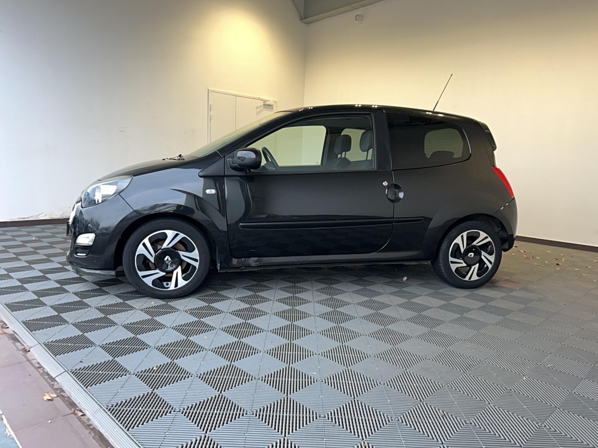 RENAULT Twingo II 1.2 LEV 16v 75 eco2 Dynamique - Véhicule Occasion Océane Auto