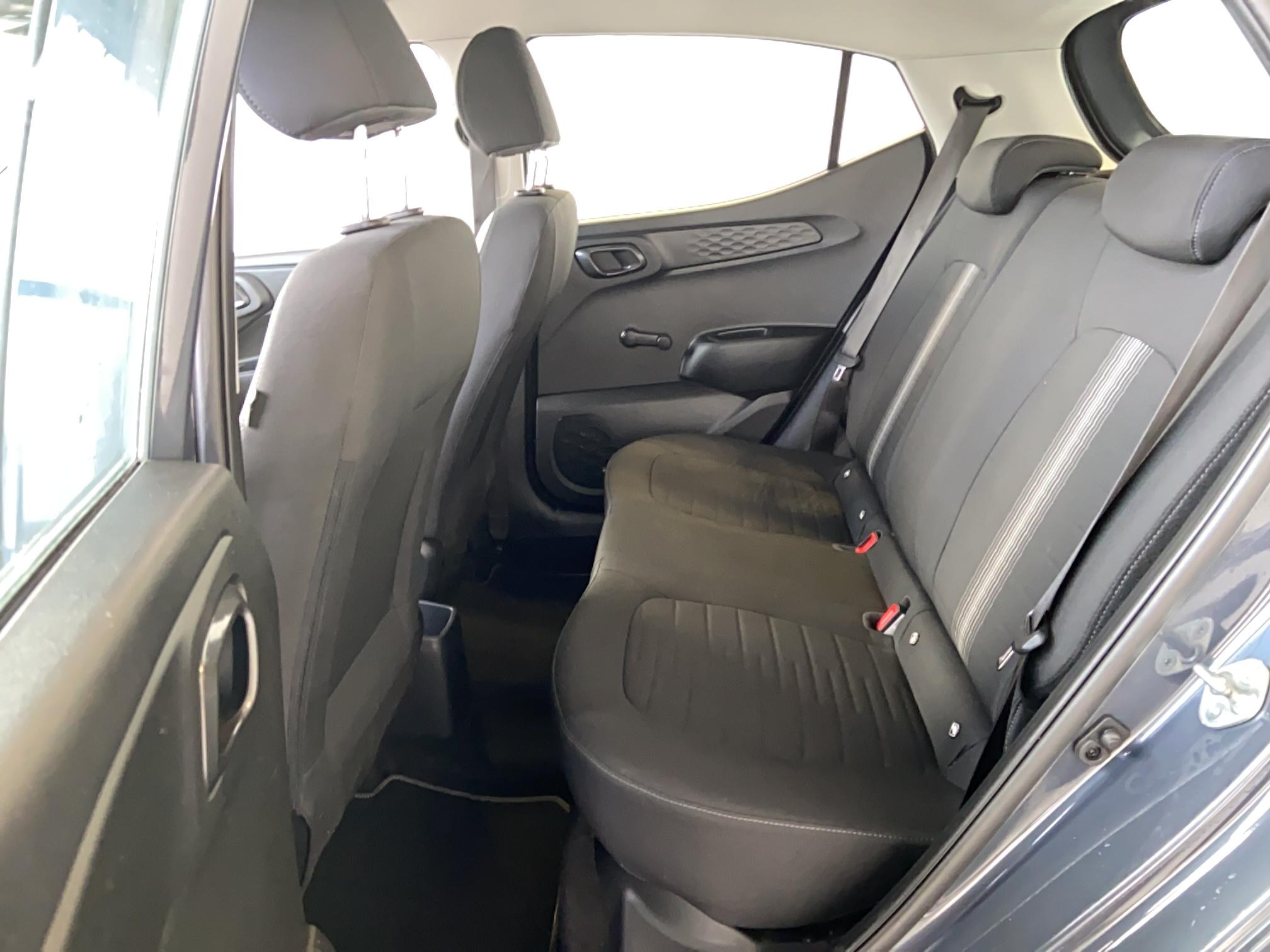 HYUNDAI i10 1.0 67 ECO Intuitive - Véhicule Occasion Océane Auto