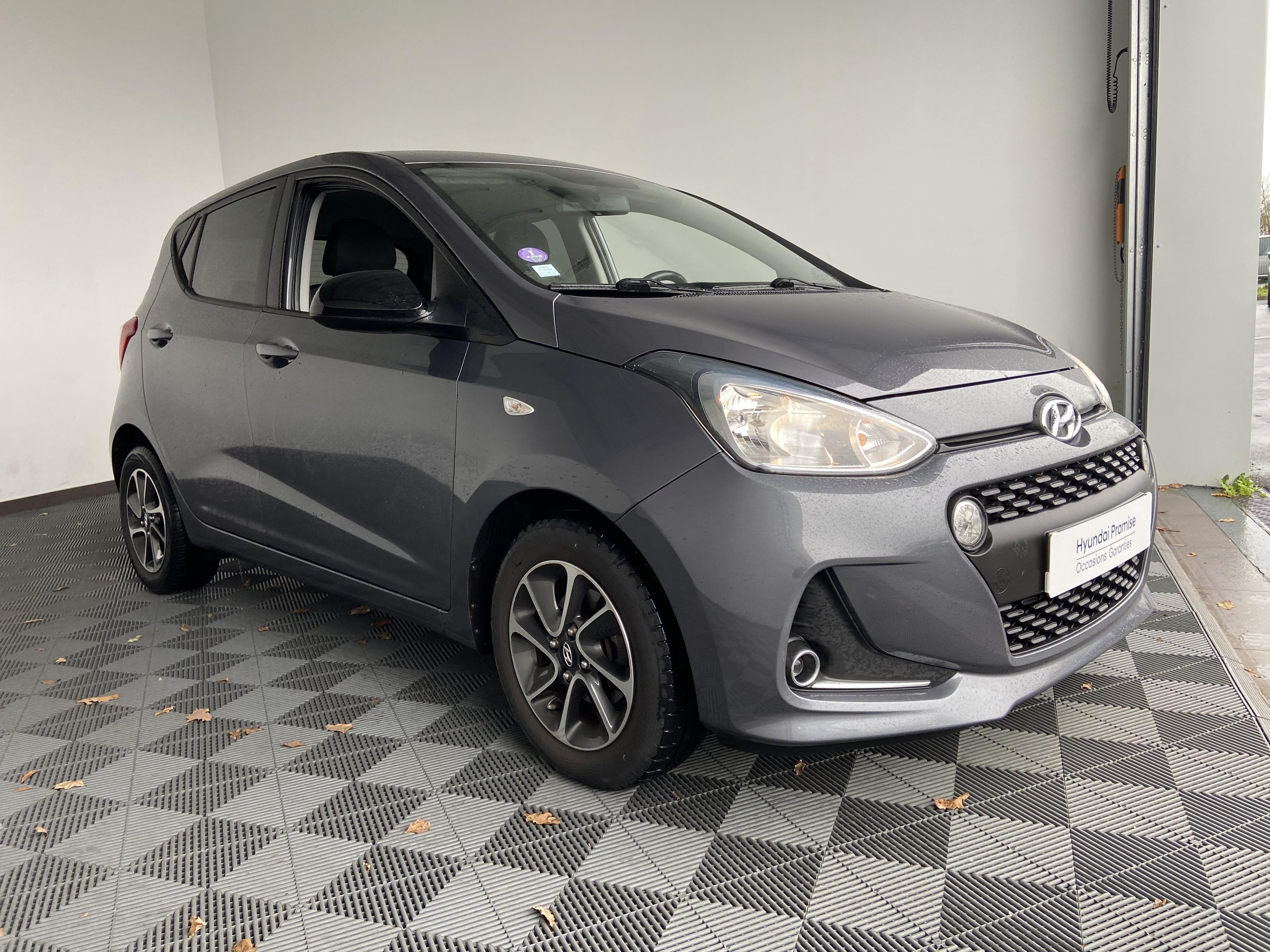 HYUNDAI i10 1.0 66 BVM5 Edition #Mondial 2019 - Véhicule Occasion Océane Auto