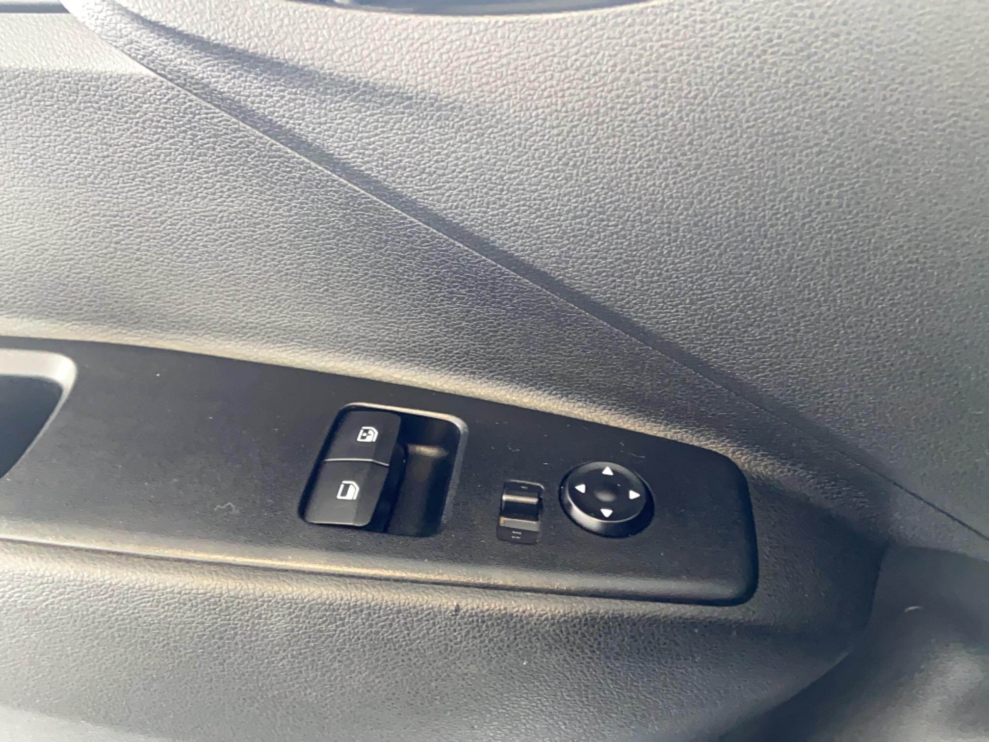 HYUNDAI i10 1.0 67 ECO Intuitive - Véhicule Occasion Océane Auto