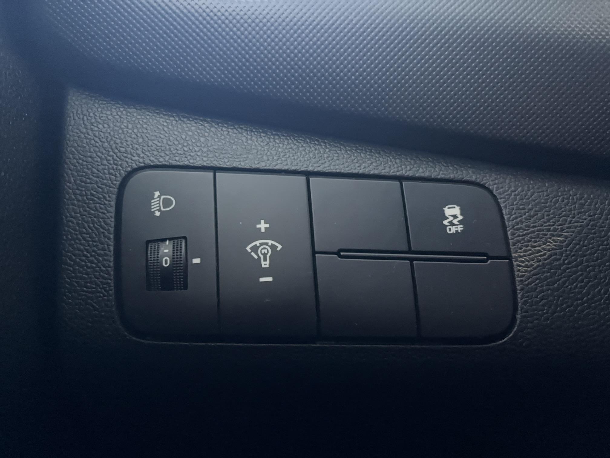 HYUNDAI i10 1.0 66 BVM5 Intuitive - Véhicule Occasion Océane Auto