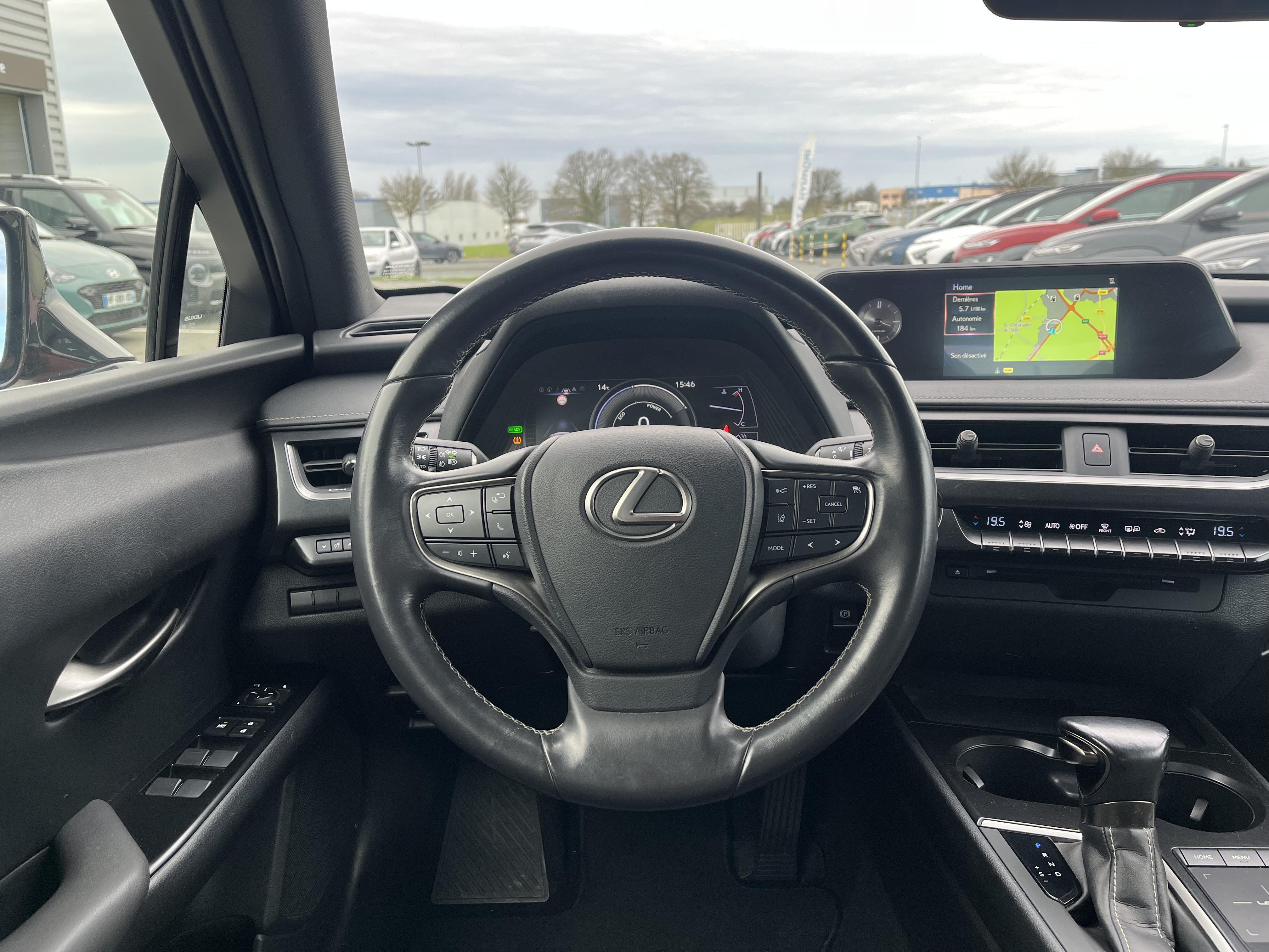 LEXUS UX 250h 2WD  - Véhicule Occasion Océane Auto