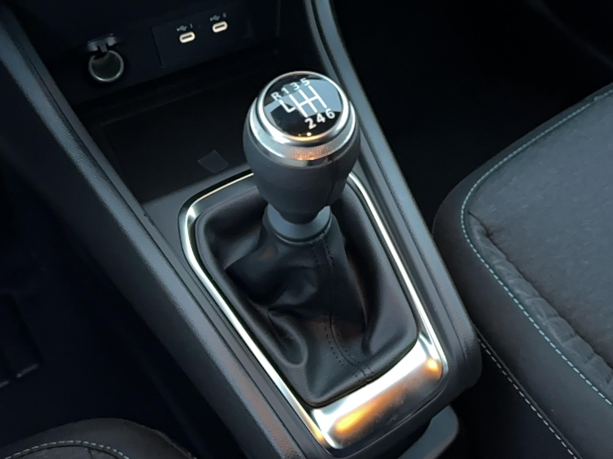 RENAULT Captur TCe 90 ch Evolution - Véhicule Occasion - Océane Auto RENAULT Captur TCe 90 ch Evolution - Véhicule Occasion Océane Auto