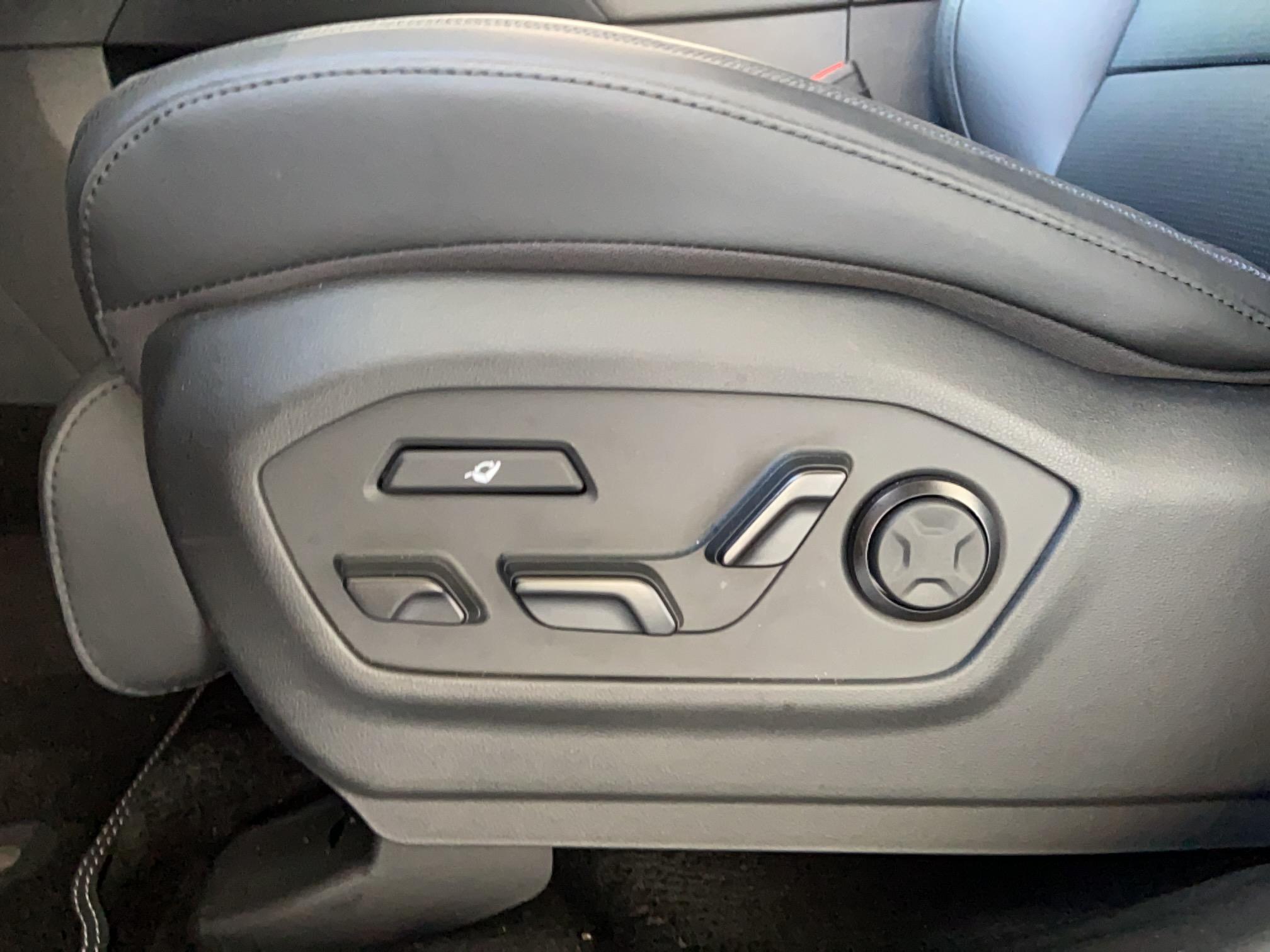 HYUNDAI Santa Fe 1.6 T-GDi Plug-in 253 HTRAC BVA6 Calligraphy - Véhicule Occasion Océane Auto