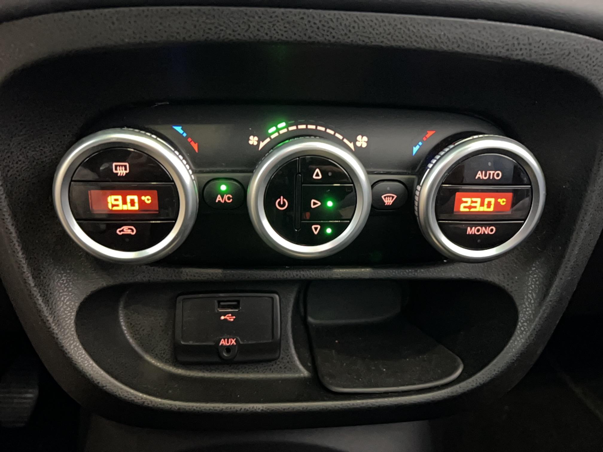 FIAT 500L 1.3 Multijet 16V 85 ch S/S Lounge - Véhicule Occasion Océane Auto