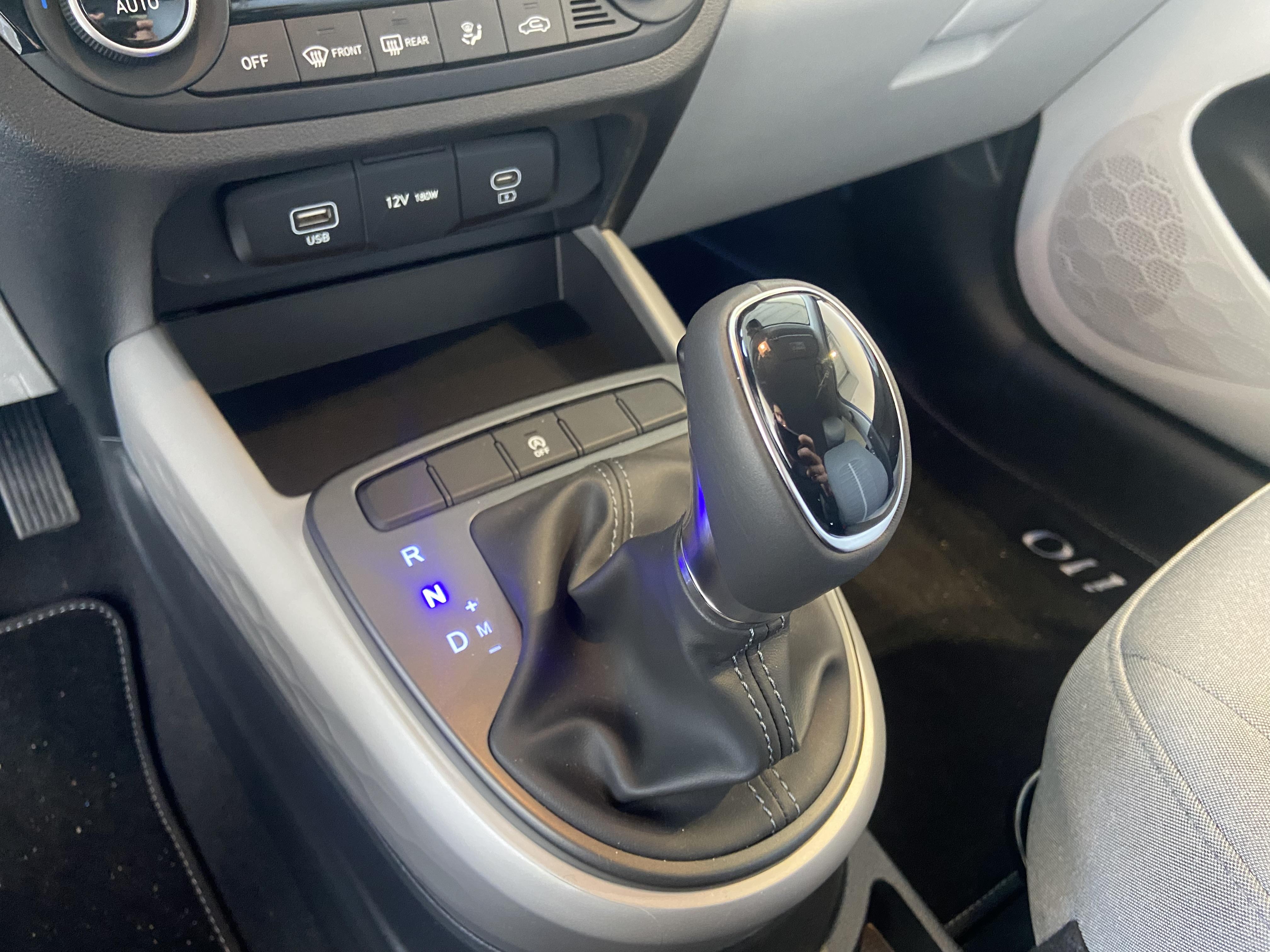 HYUNDAI i10 1.0 63 BVR Creative - Véhicule Occasion Océane Auto