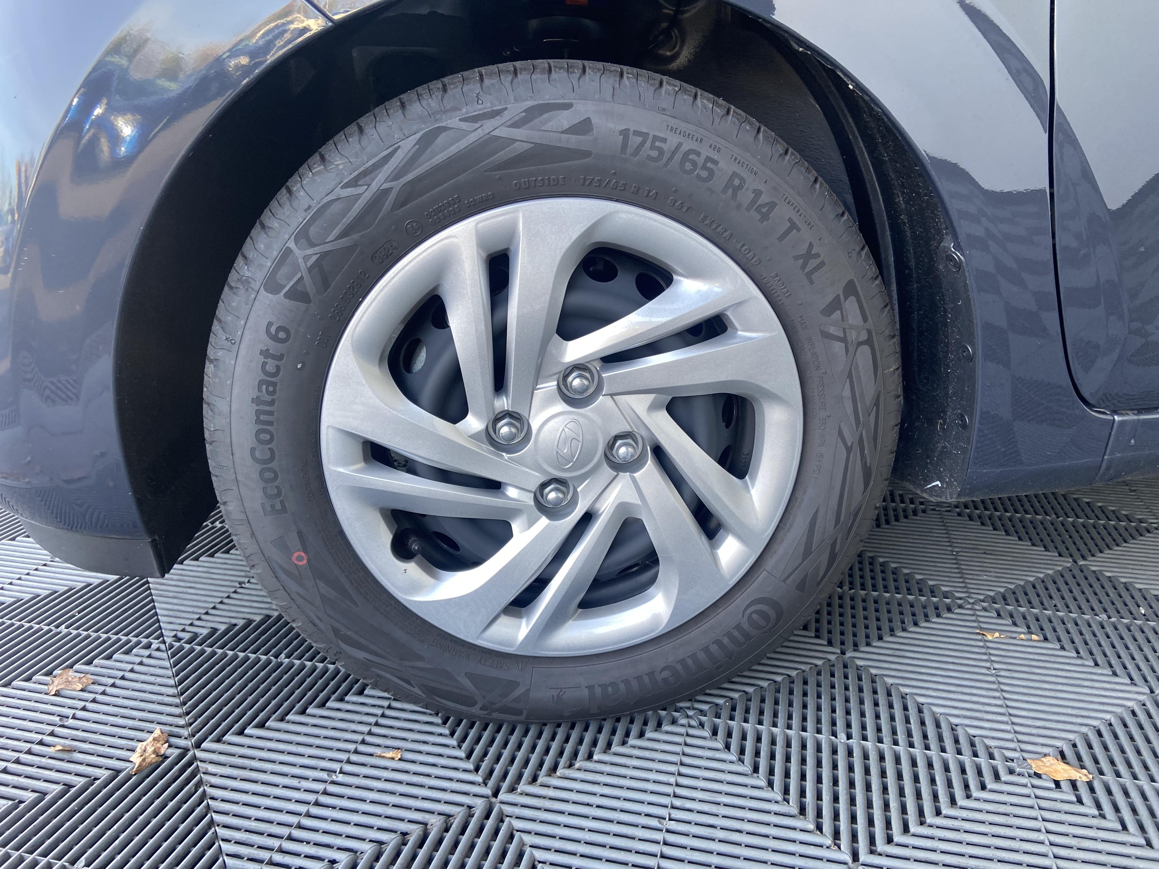 HYUNDAI i10 1.0 63 BVR Creative - Véhicule Occasion Océane Auto