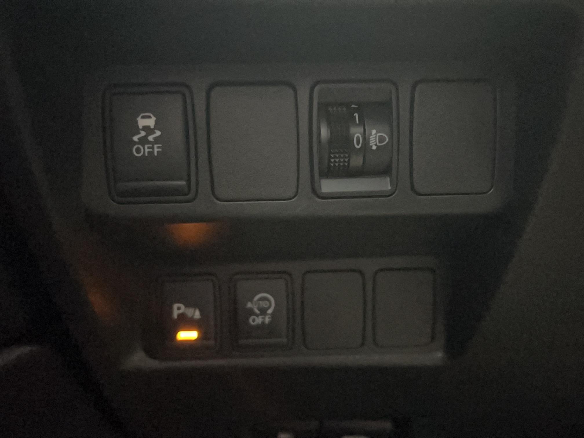 NISSAN Qashqai 1.2 DIG-T 115 Stop/Start Connect Edition - Véhicule Occasion Océane Auto