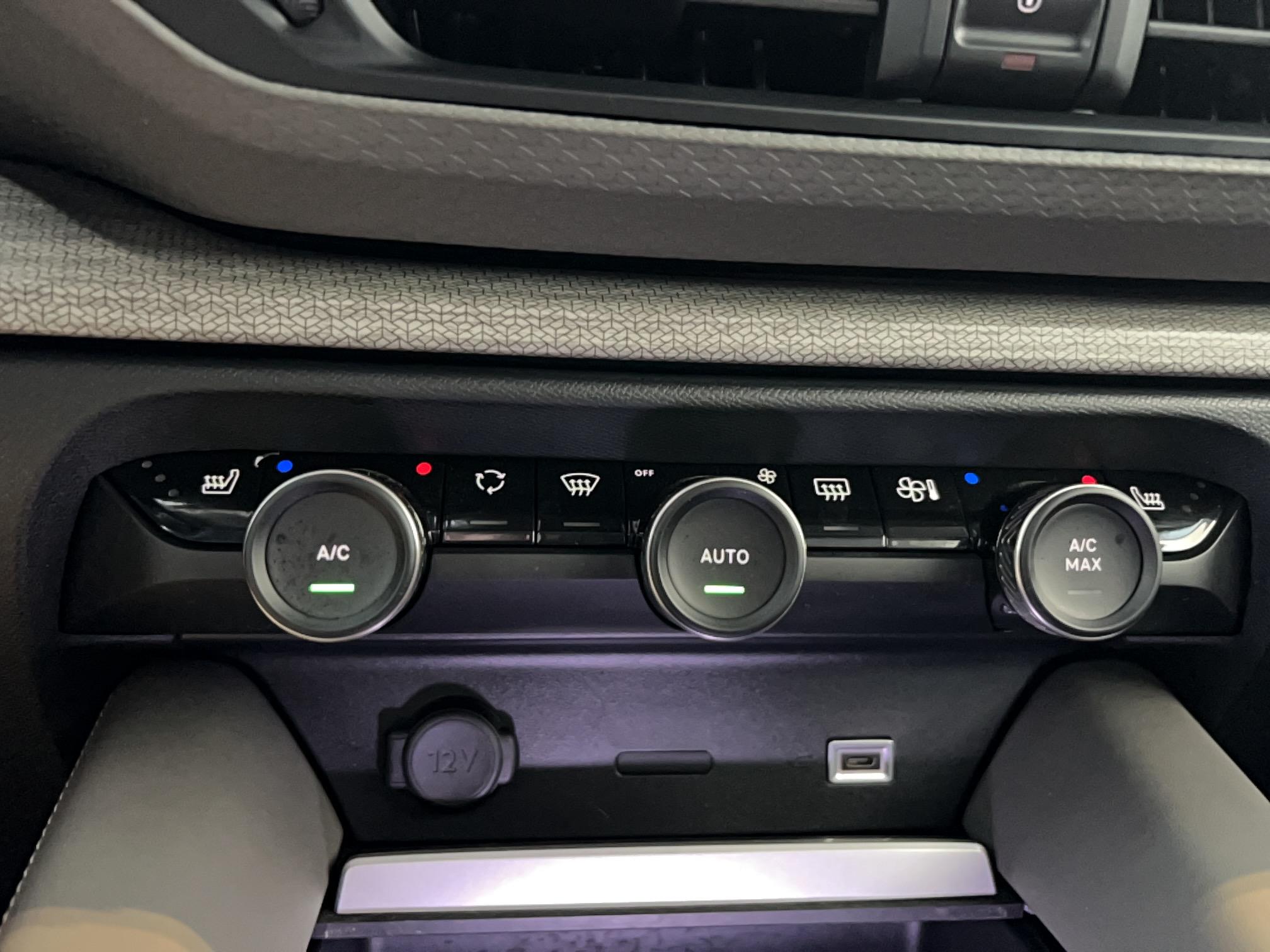 CITROEN C5 X Hybride Rechargeable 225 S&S e-EAT8 Shine Pack - Véhicule Occasion Océane Auto