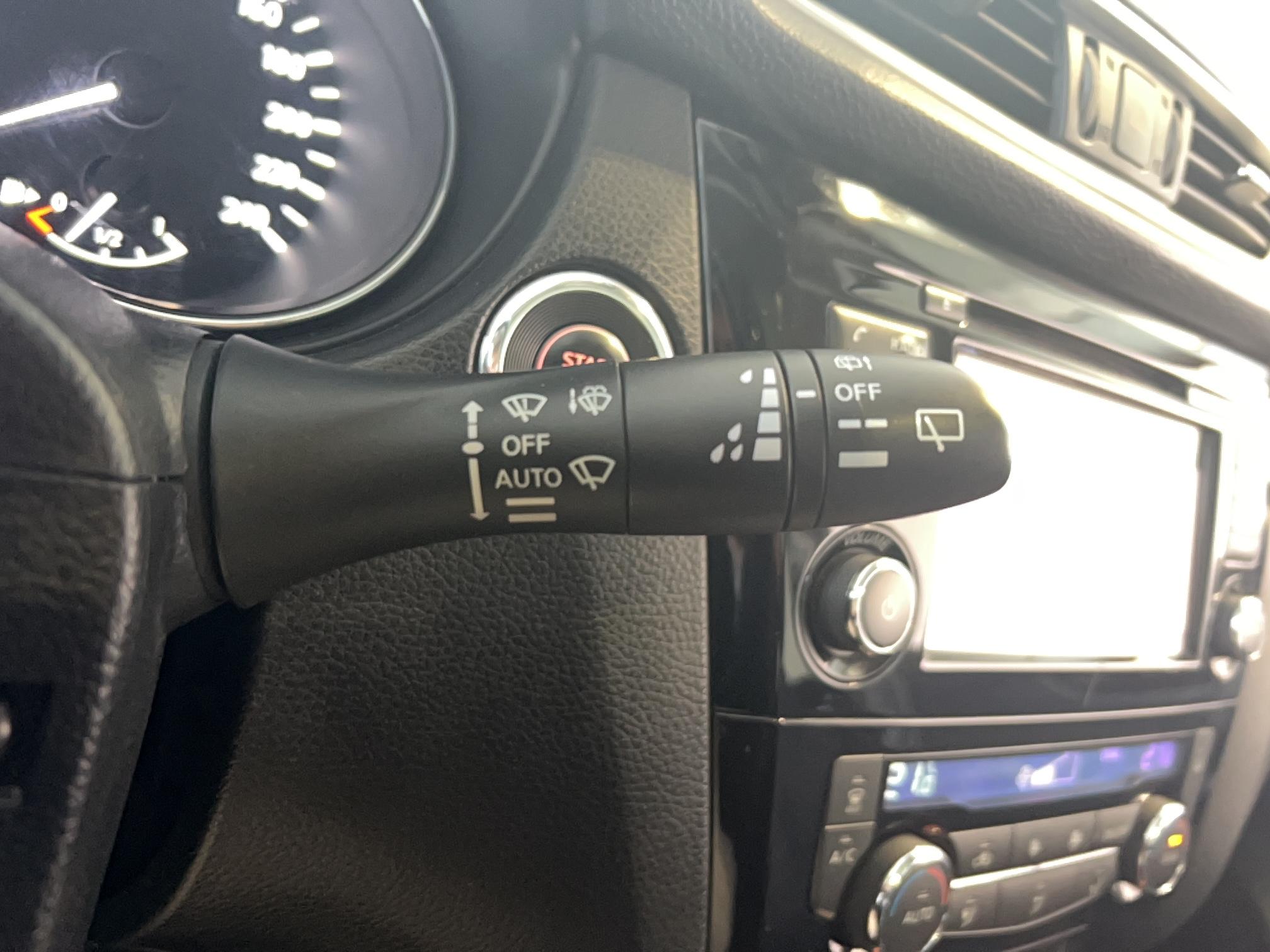 NISSAN Qashqai 1.2 DIG-T 115 Stop/Start Connect Edition - Véhicule Occasion Océane Auto