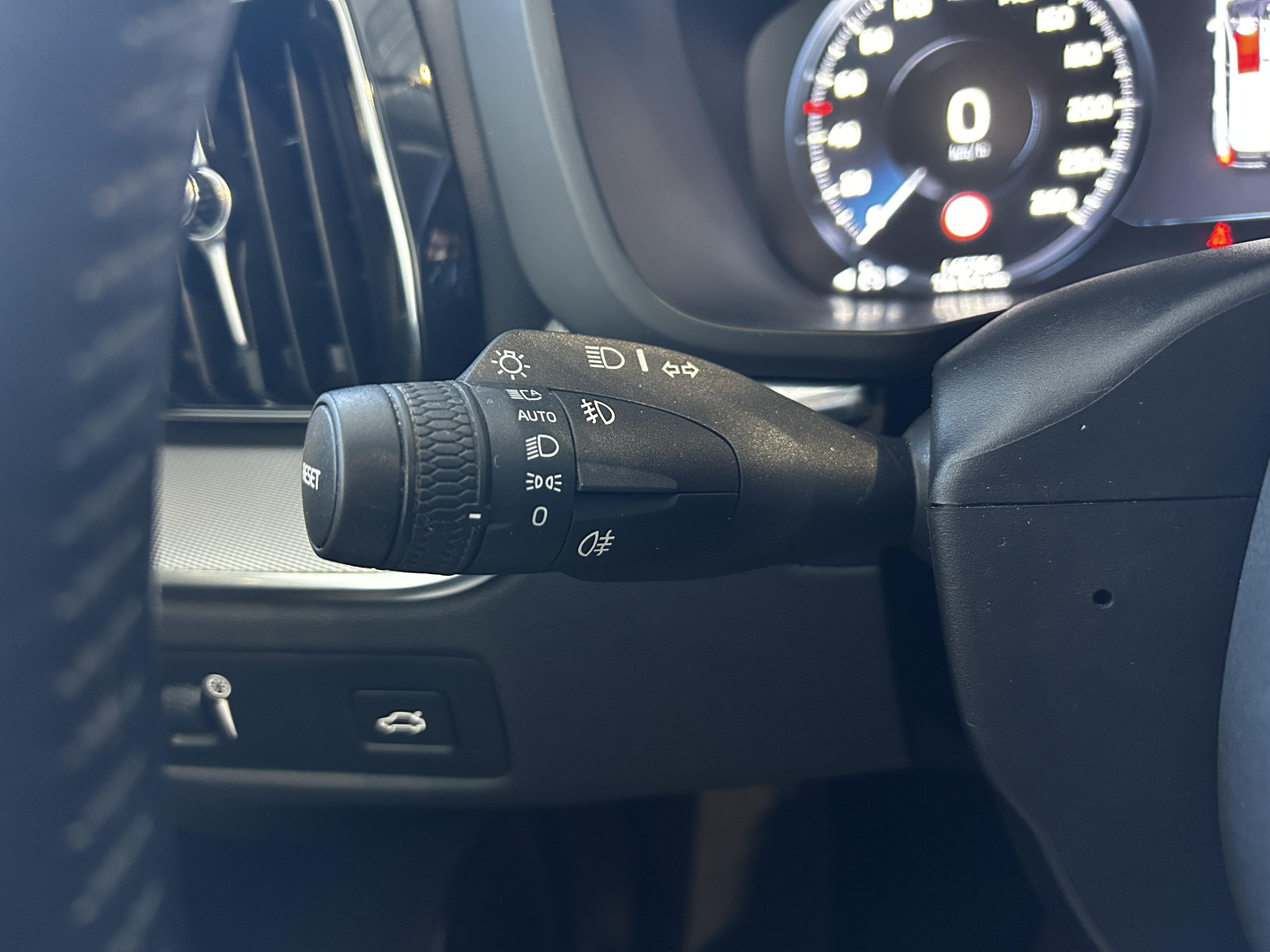 VOLVO XC60 D4 AWD AdBlue 190 ch Geartronic 8 Inscription - Véhicule Occasion Océane Auto